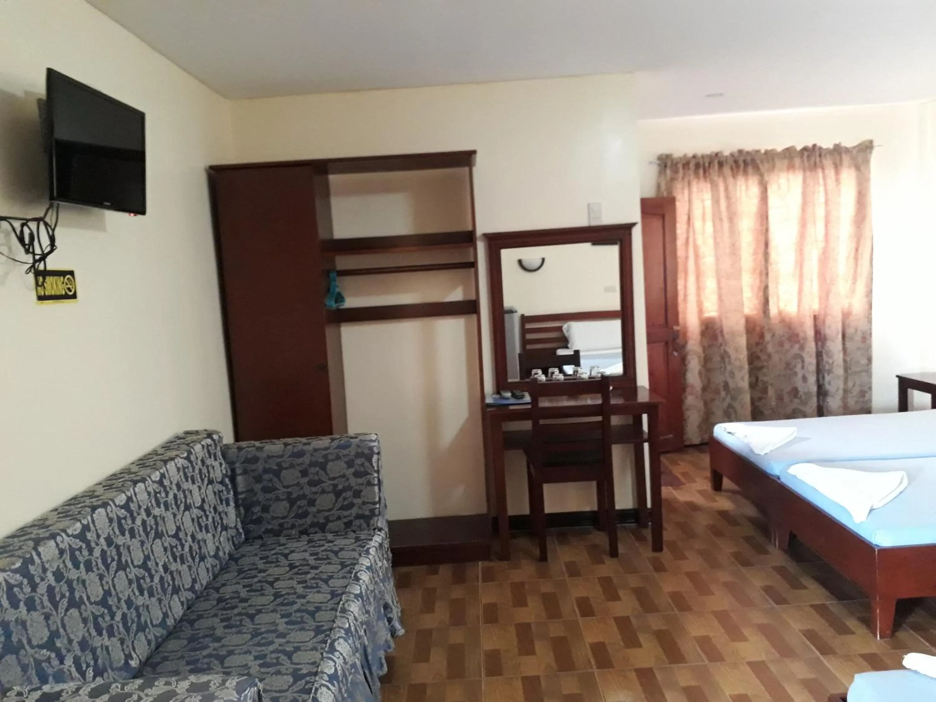 Bed in Cherrys @ Home Too Inland Resort