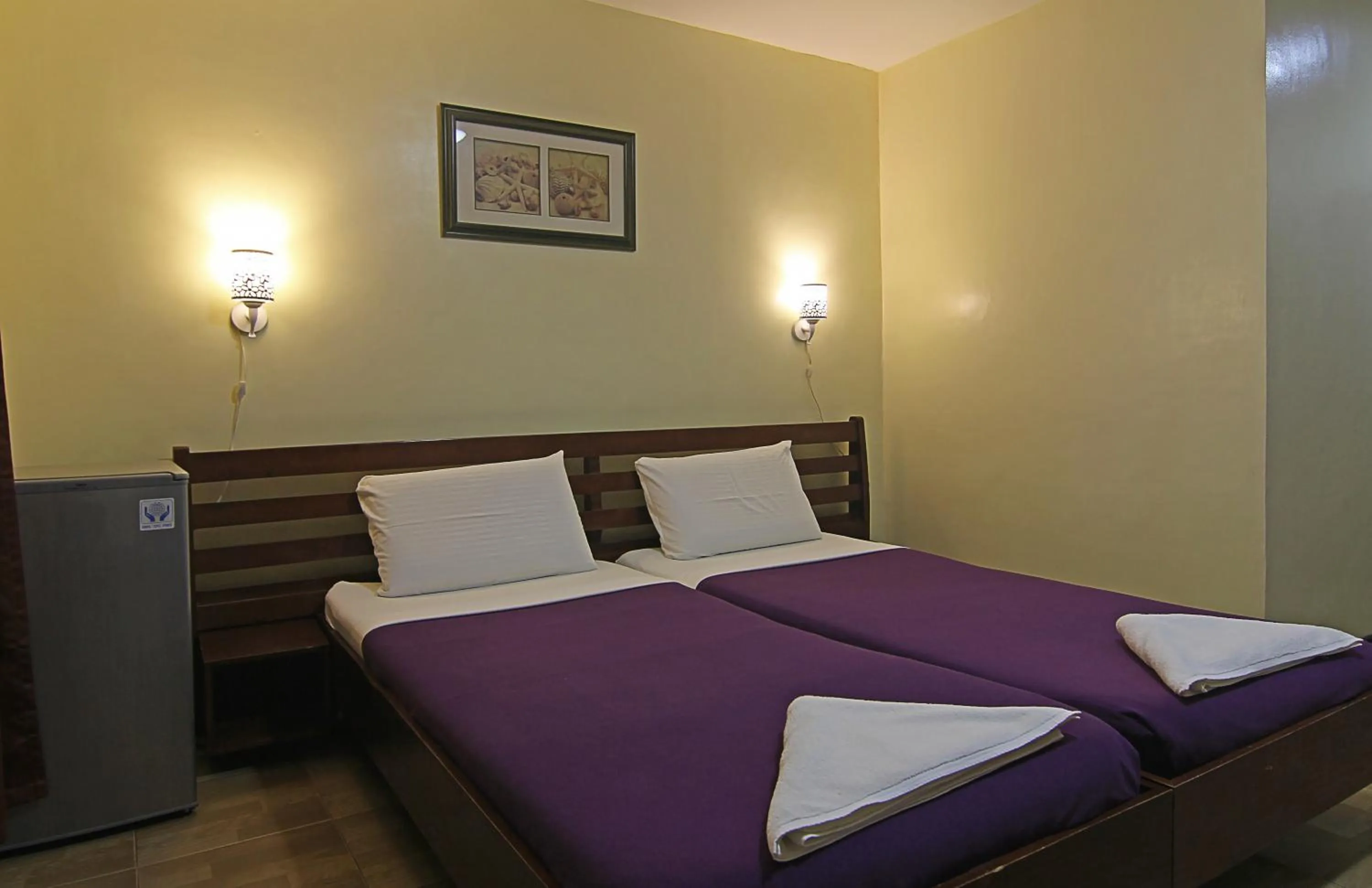 Bed in Cherrys @ Home Too Inland Resort