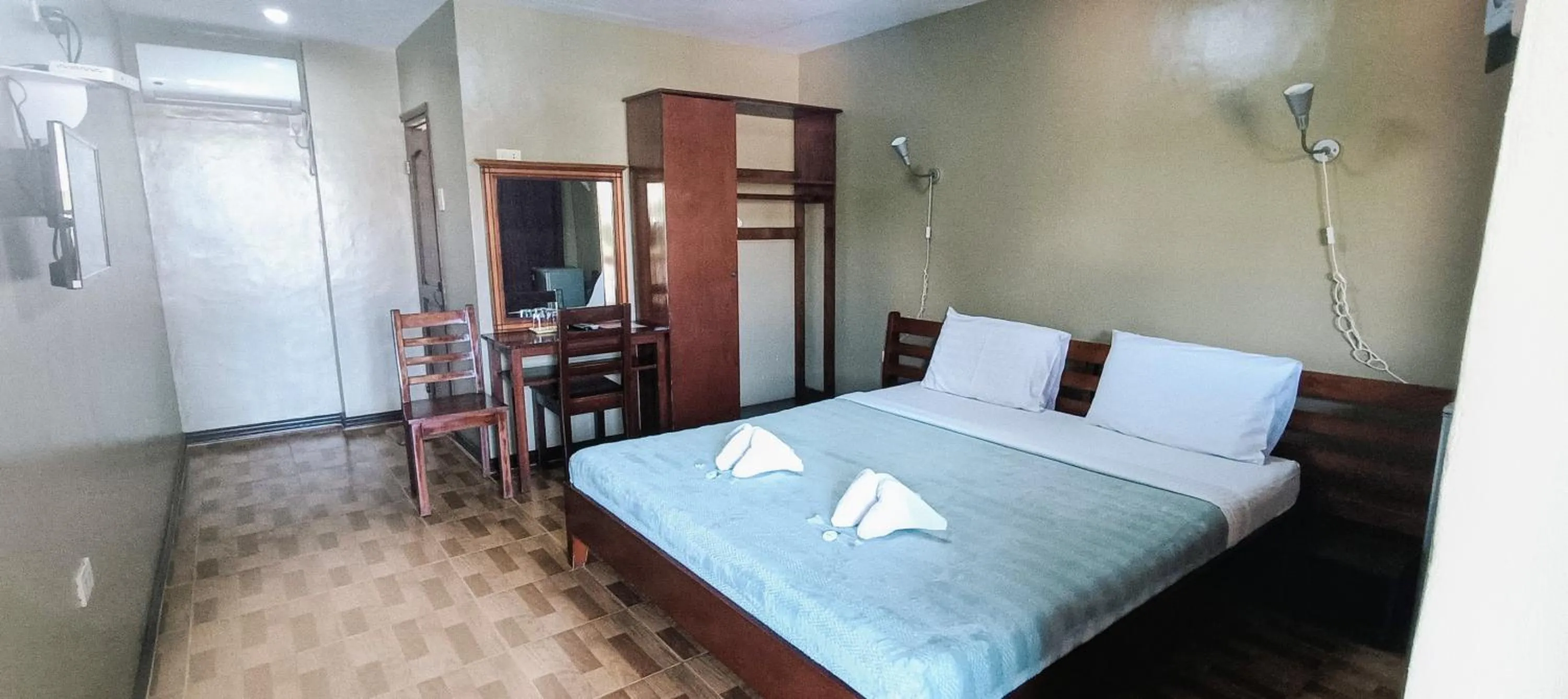 Bed in Cherrys @ Home Too Inland Resort