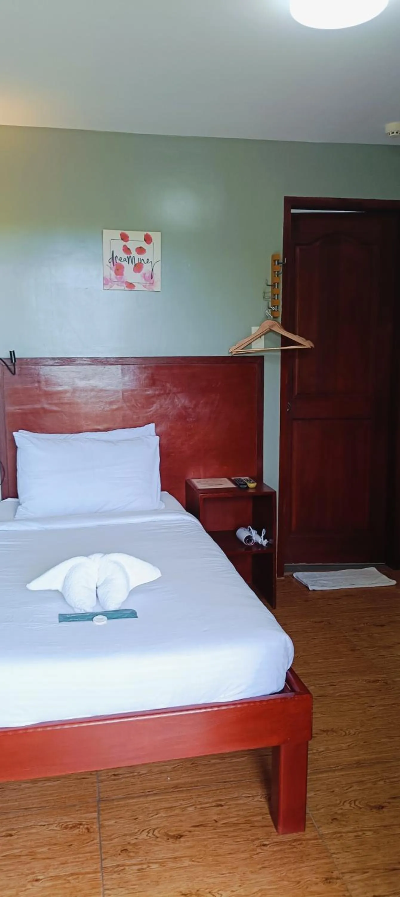 Bed in Cherrys @ Home Too Inland Resort