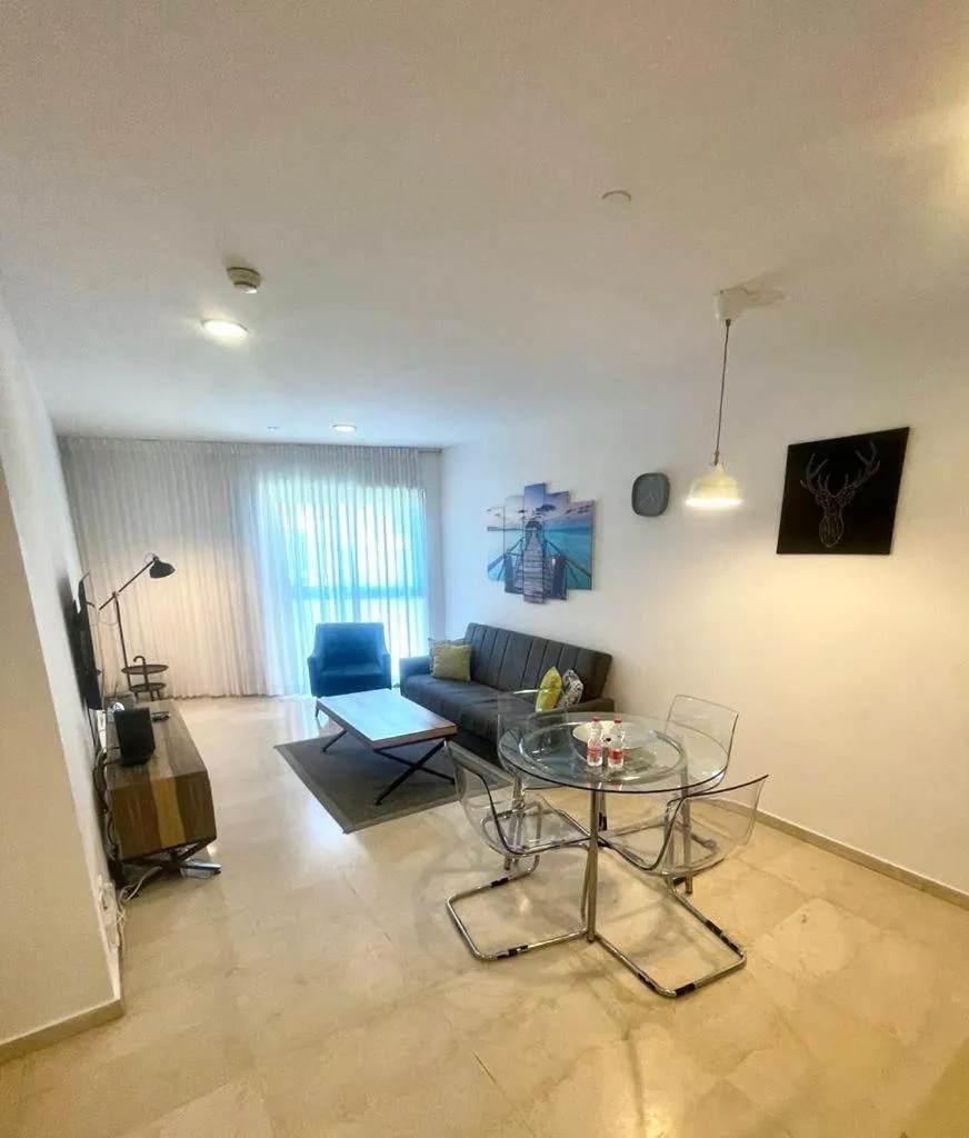 Seating area in Okeanos Bmarina