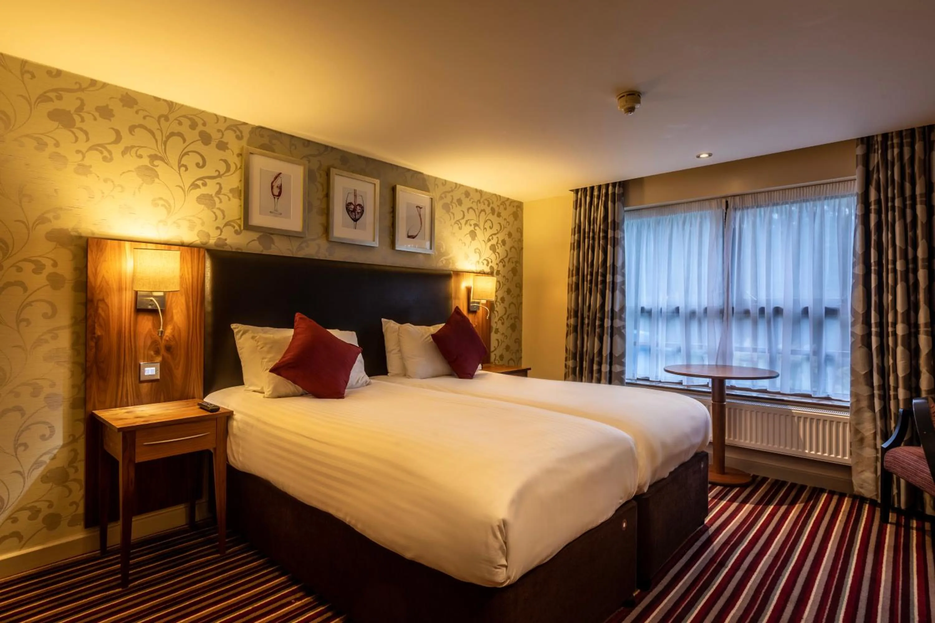 Bed in Gloucester Robinswood Hotel, BW Signature Collection