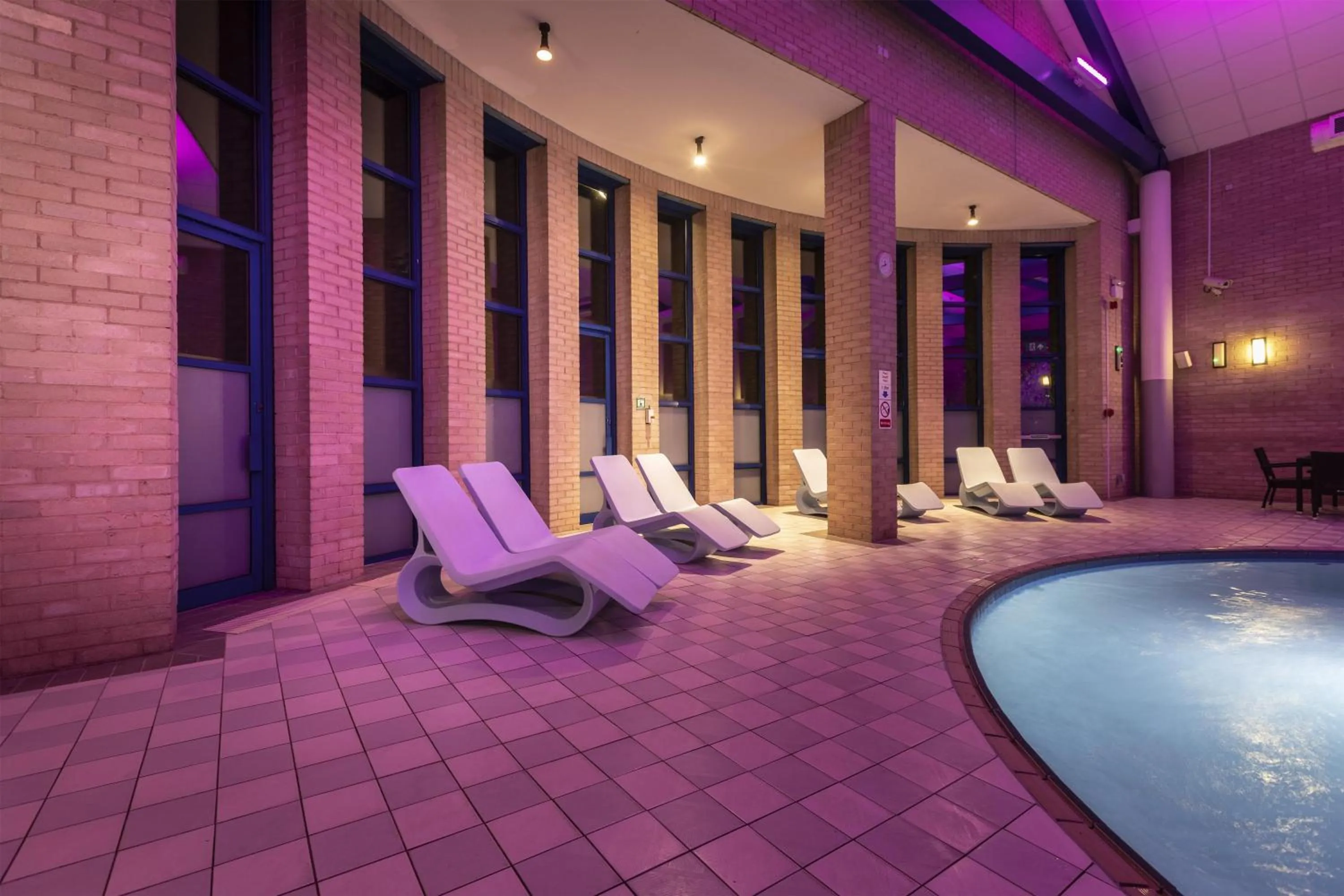 Pool view in Gloucester Robinswood Hotel, BW Signature Collection