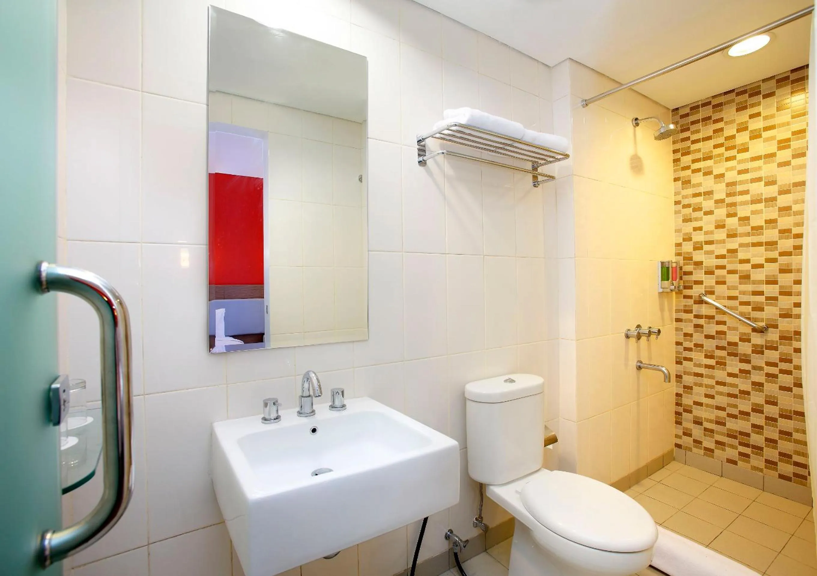 Bathroom in Amaris Hotel Dewi Sri - Bali