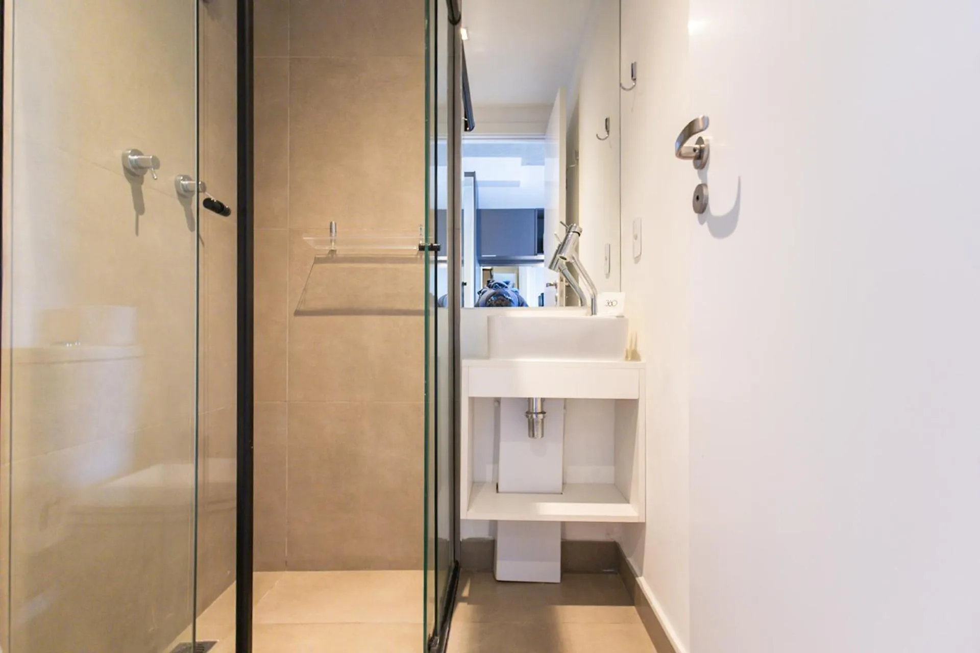 Bathroom in 360 VN Ueno by Housi