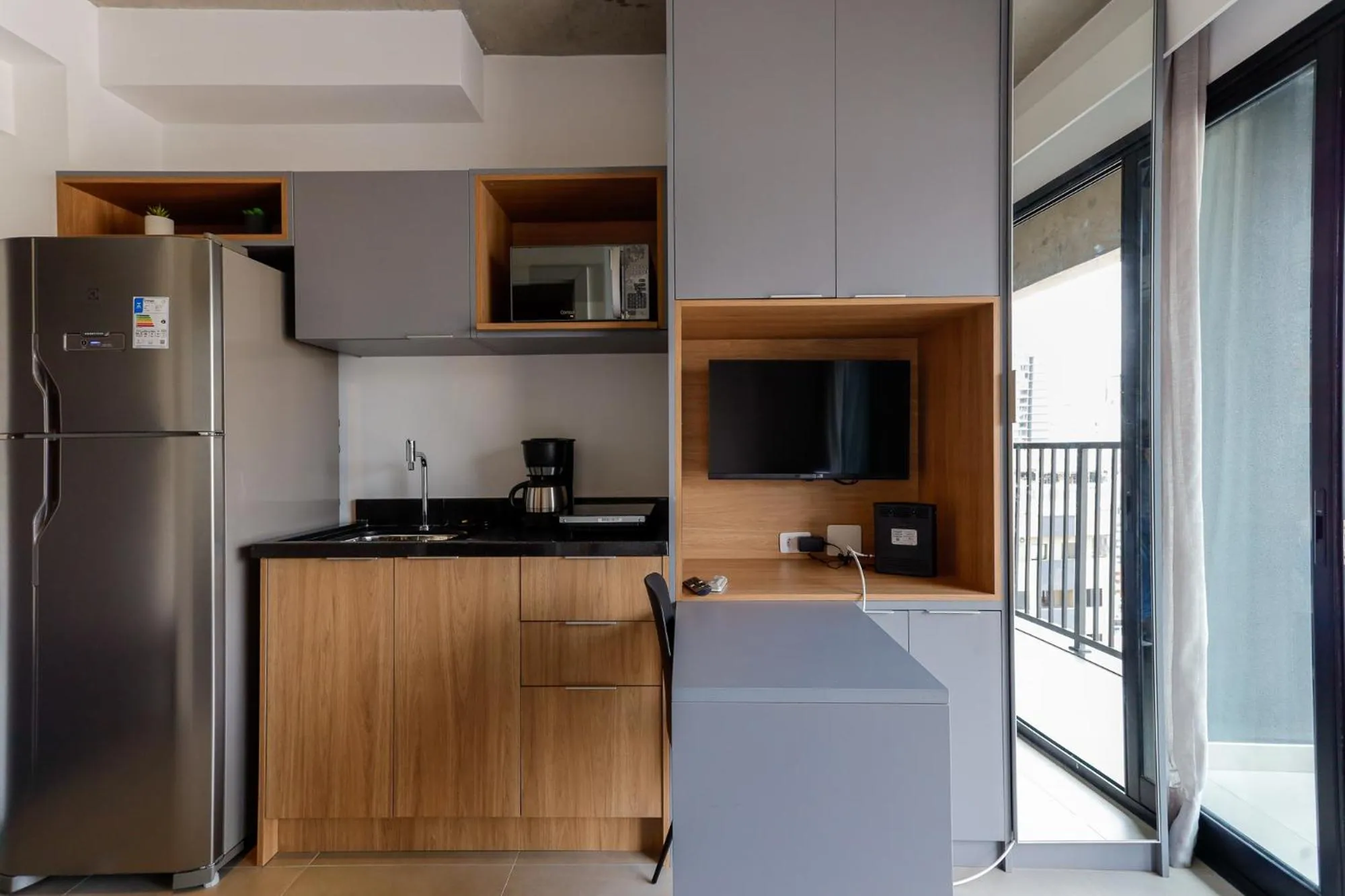 TV and multimedia in 360 VN Ueno by Housi