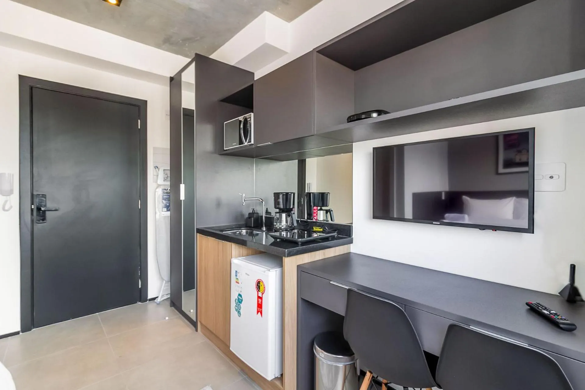 Kitchen or kitchenette in 360 VN Ueno by Housi