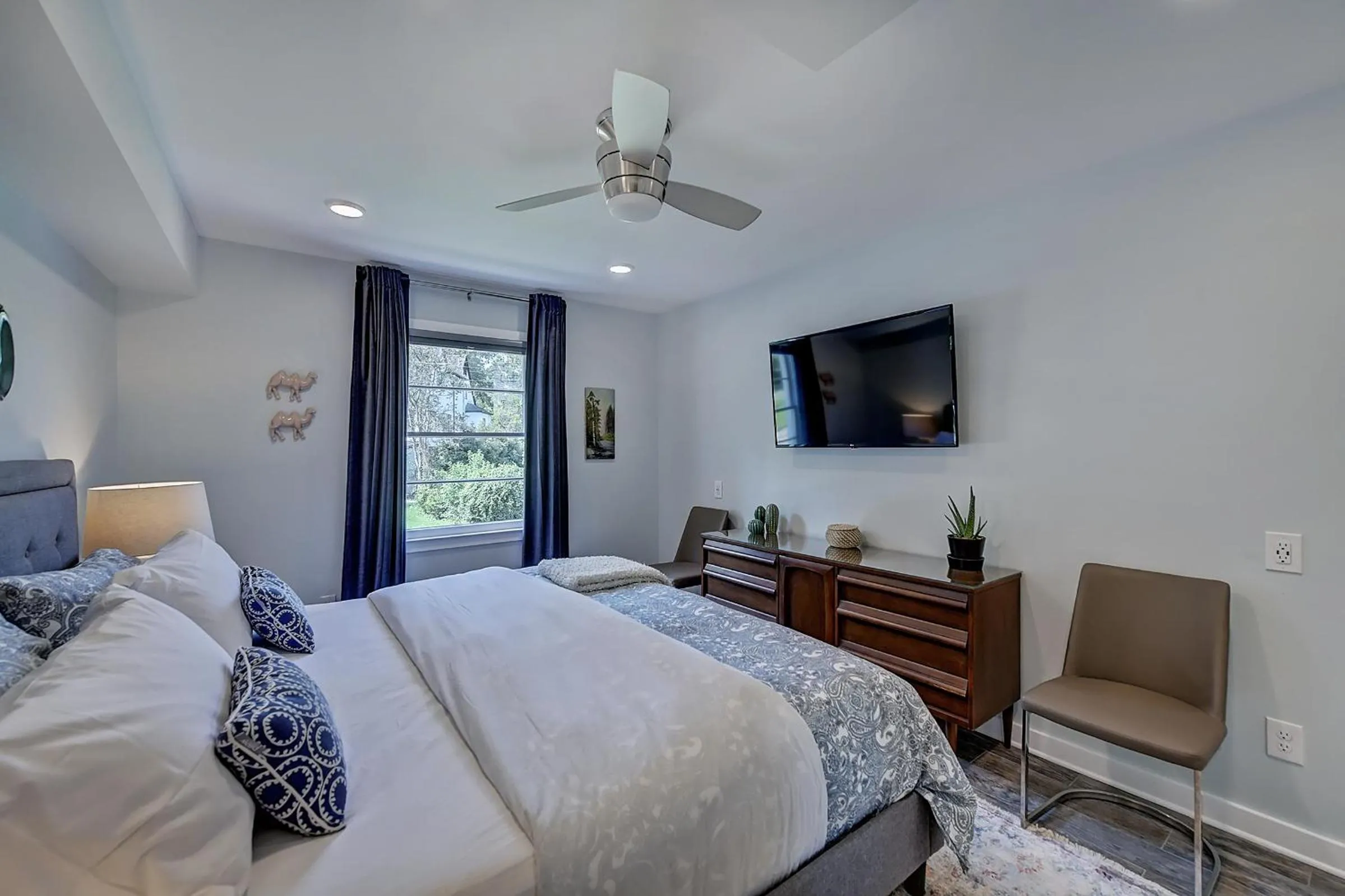 The Home Collection CLT: 510 Queens