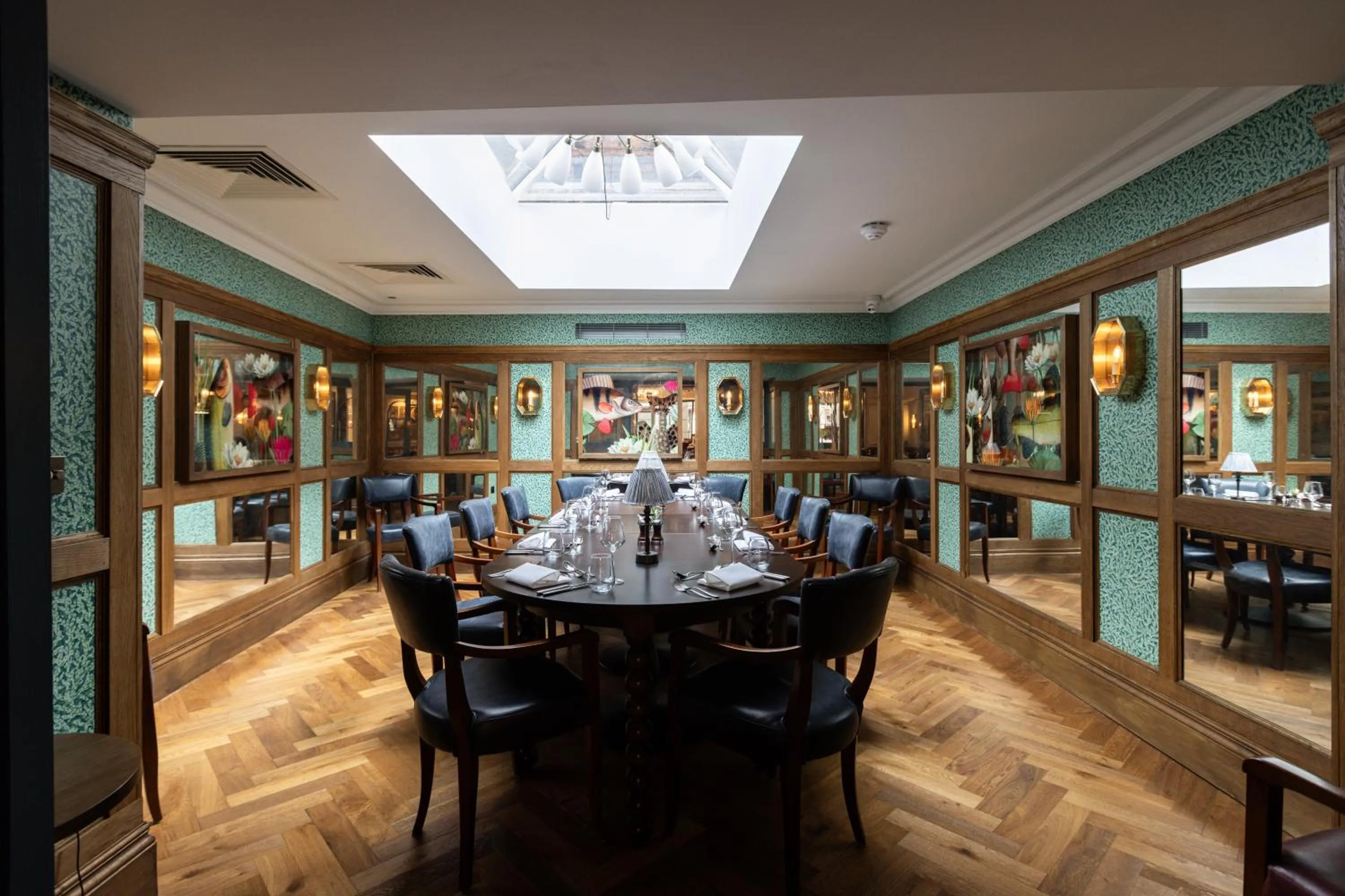 Restaurant/places to eat in The White Hart Hotel Lincoln