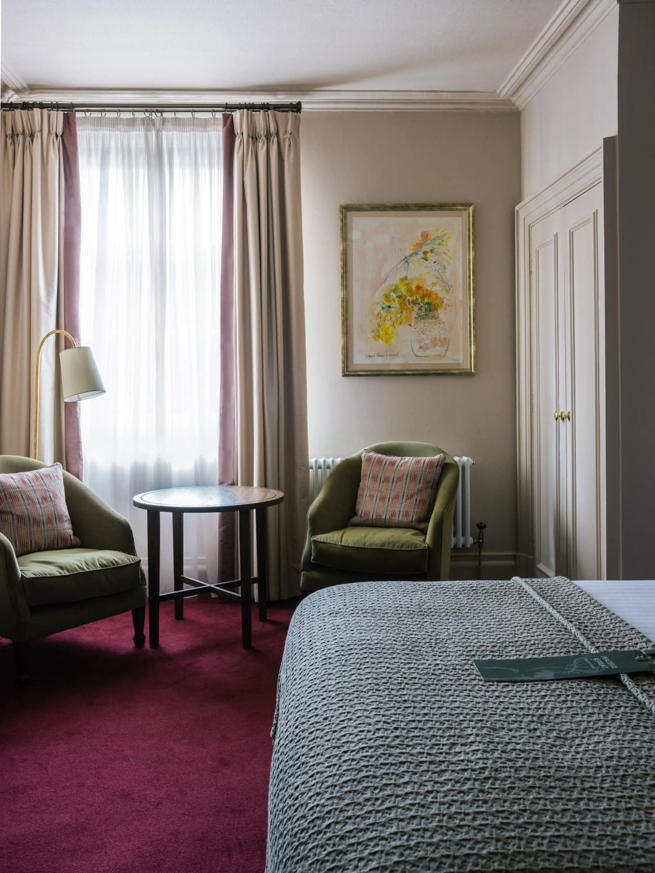 Bed in The White Hart Hotel Lincoln