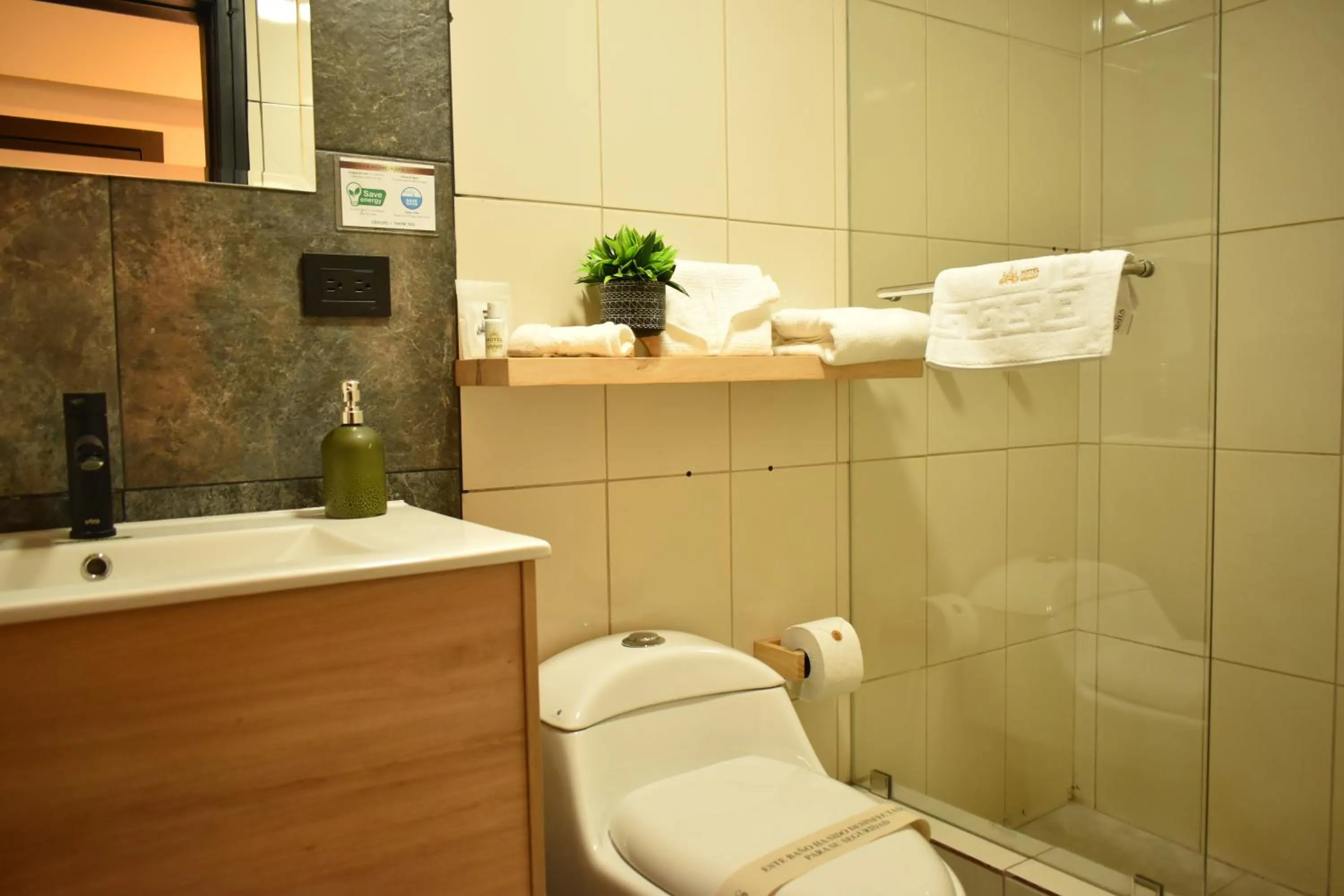 Bathroom in Hotel Vaway