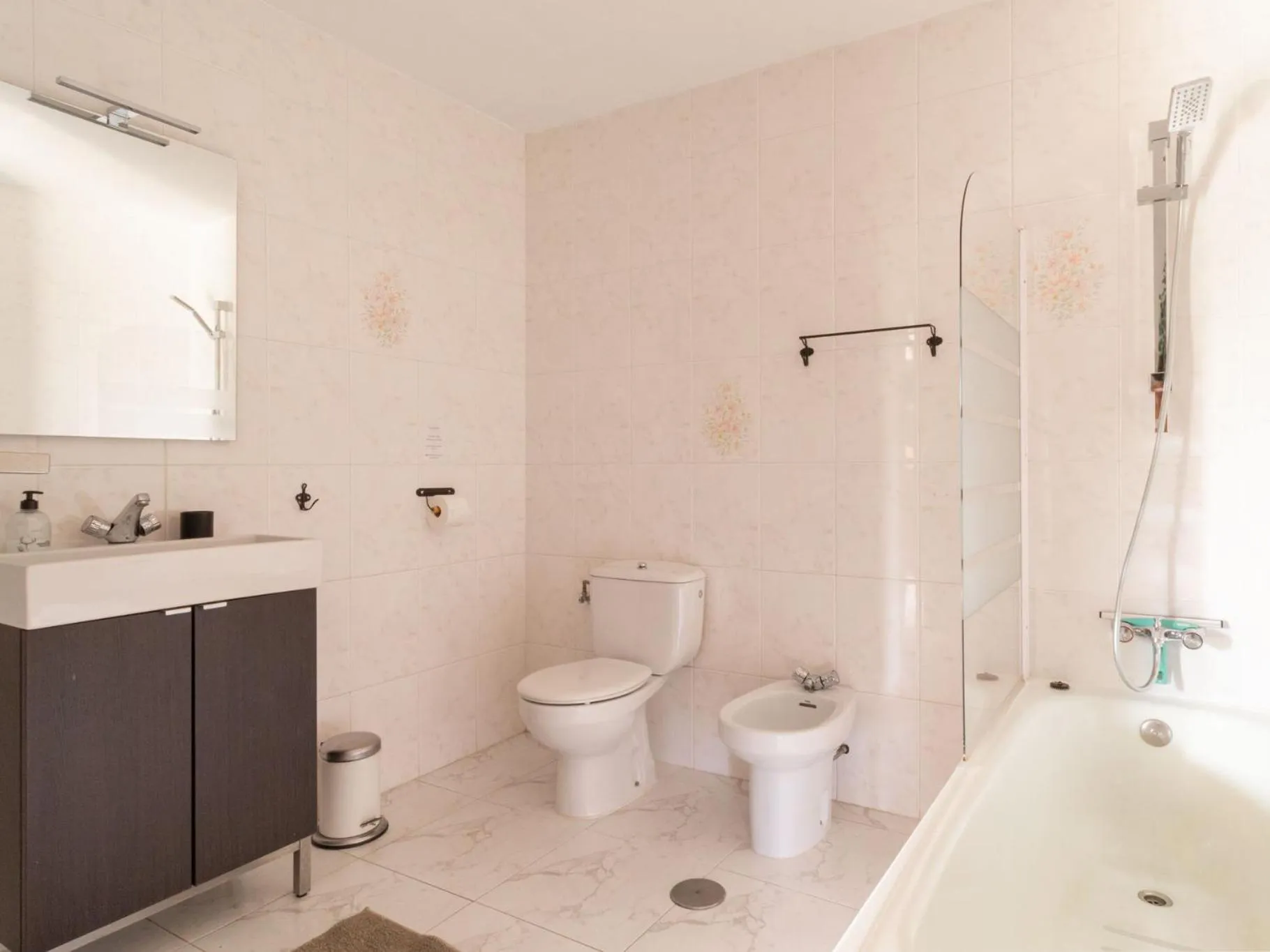 Shower in La Casa del Burro