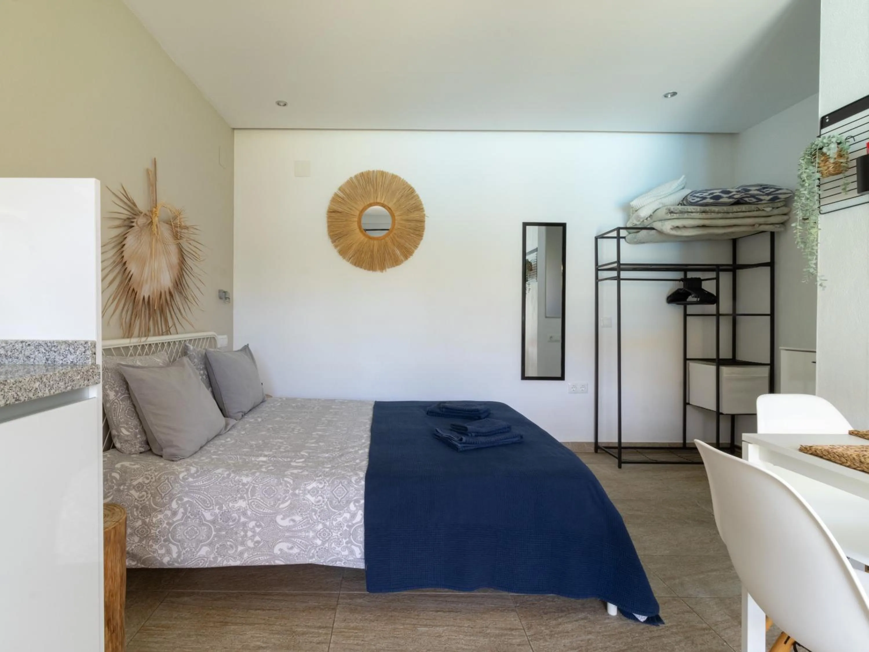 Photo of the whole room, Bed in La Casa del Burro