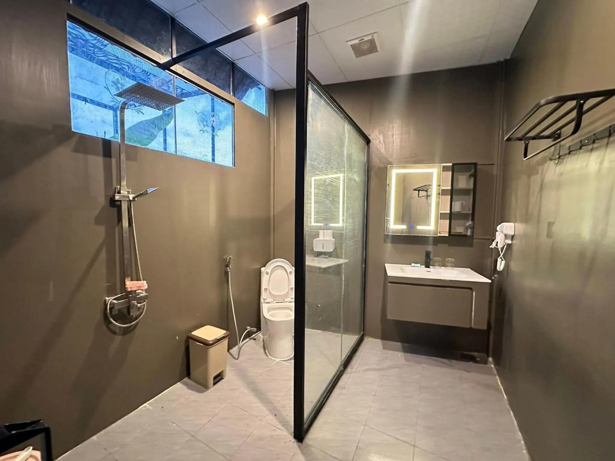 Con Son Island Hotel