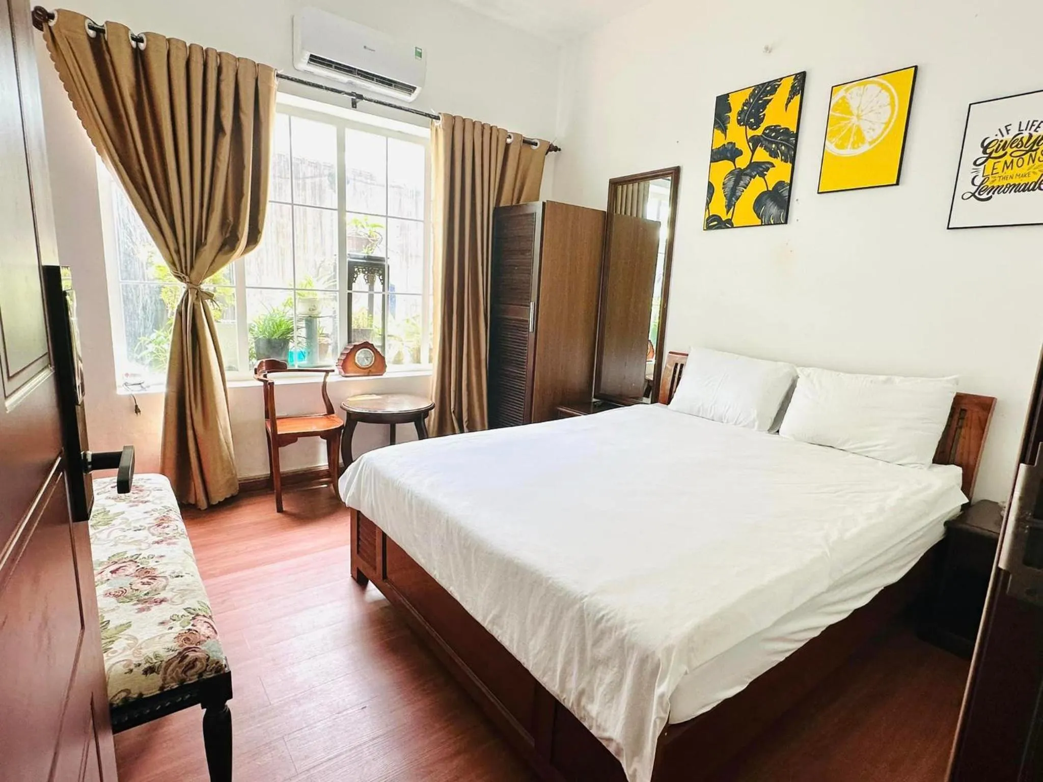 Bed in Con Son Island Hotel