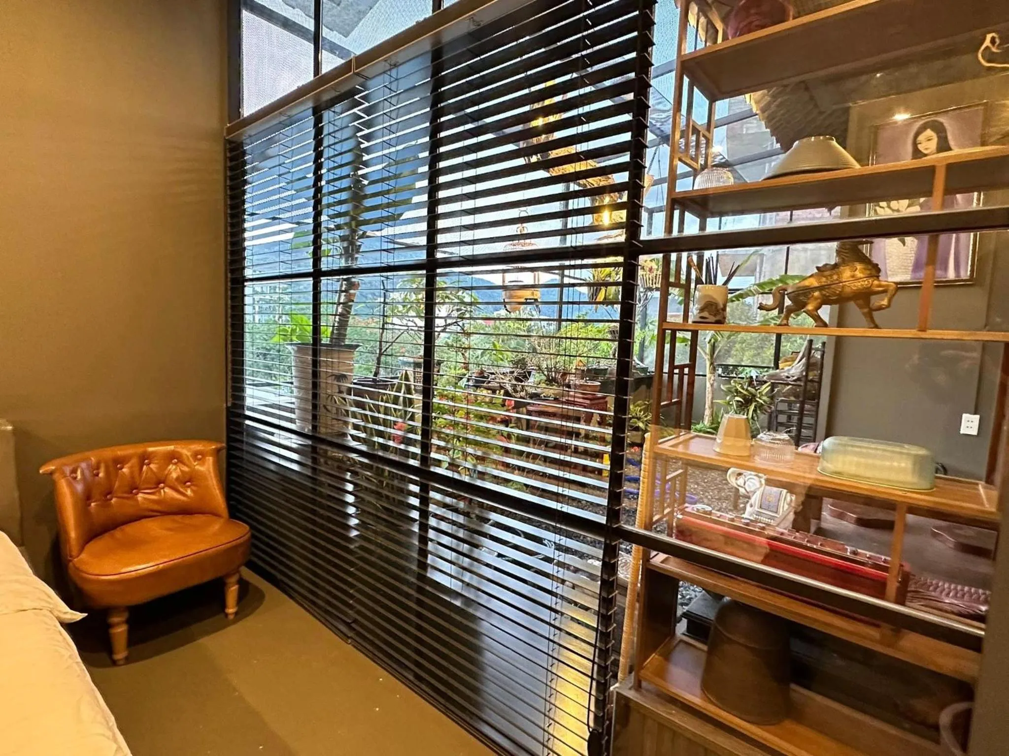 Con Son Island Hotel