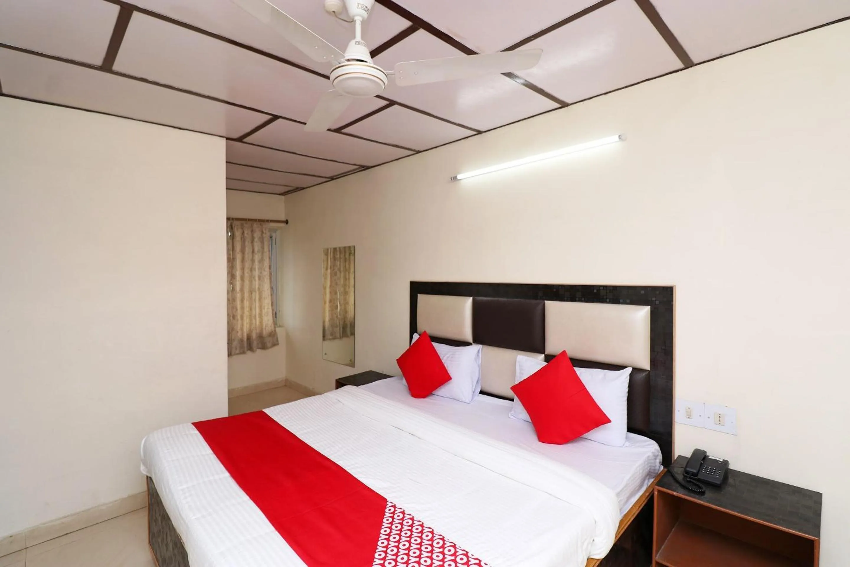 Bedroom, Bed in Super Hotel O Country Lodge