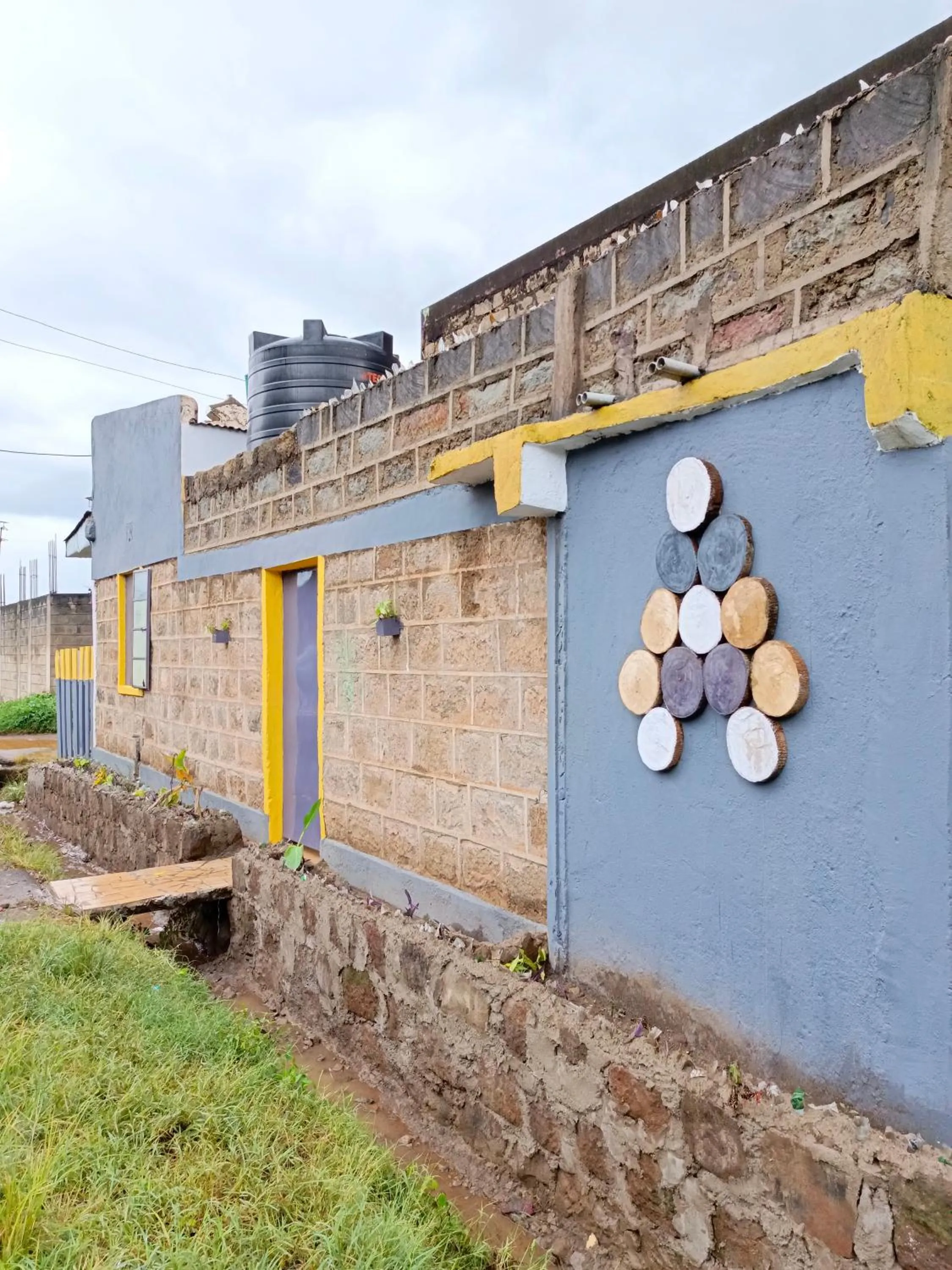 Property building in Wrech House Sagana -1989 PAY BEFORE ARRIVAL