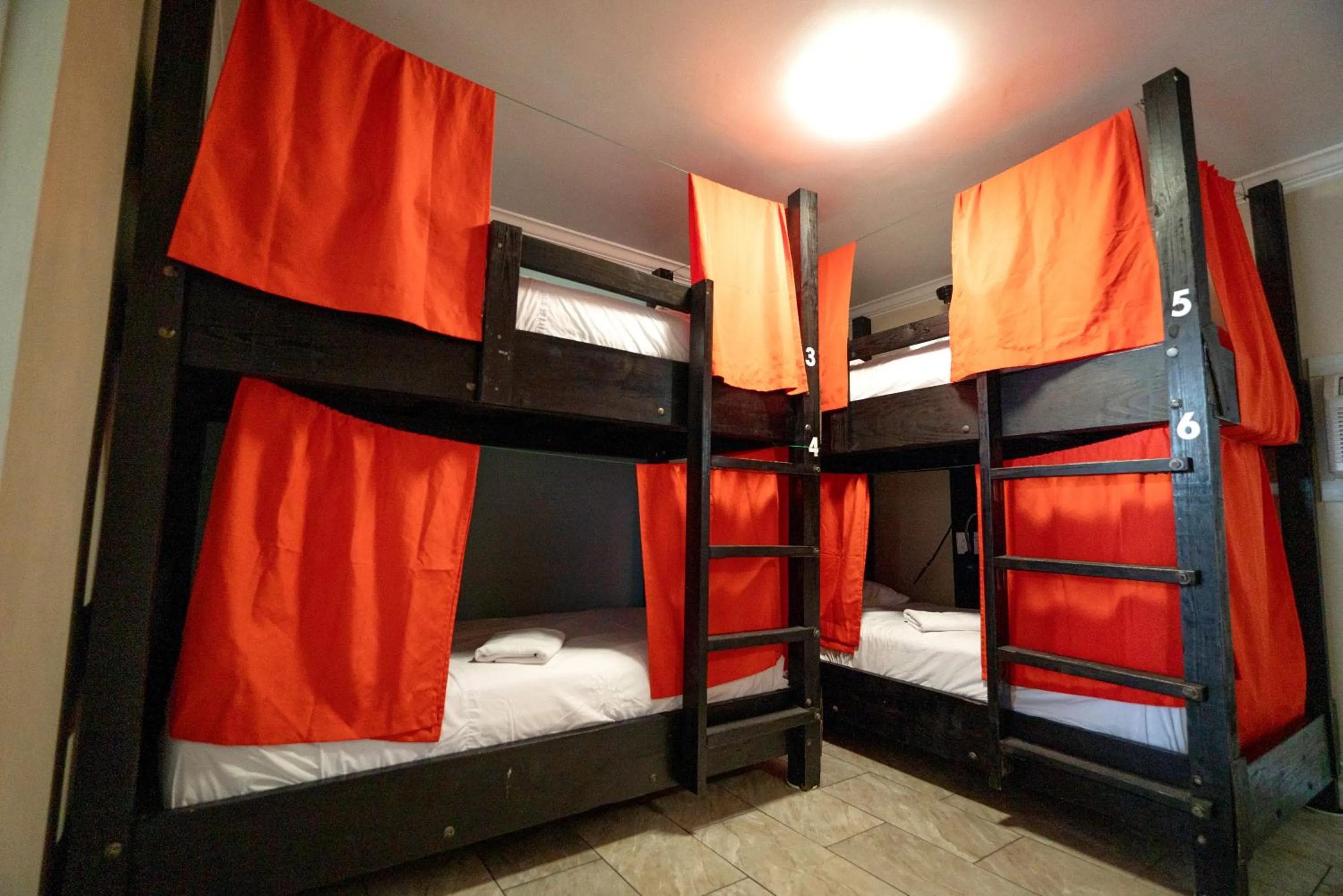 Bed in Seashell Motel and International Hostel