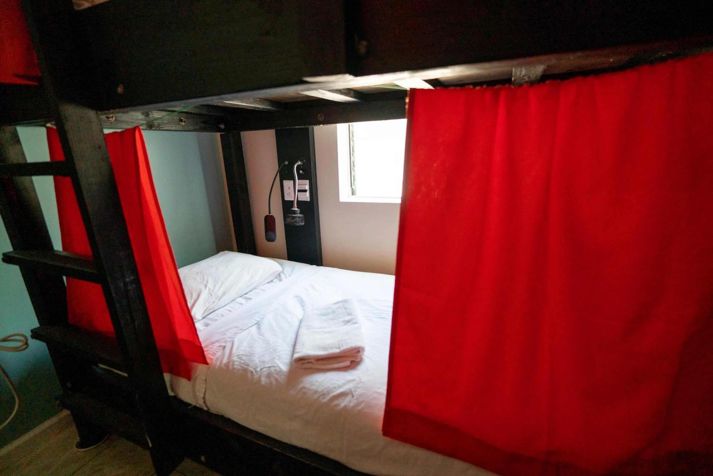 Bed in Seashell Motel and International Hostel