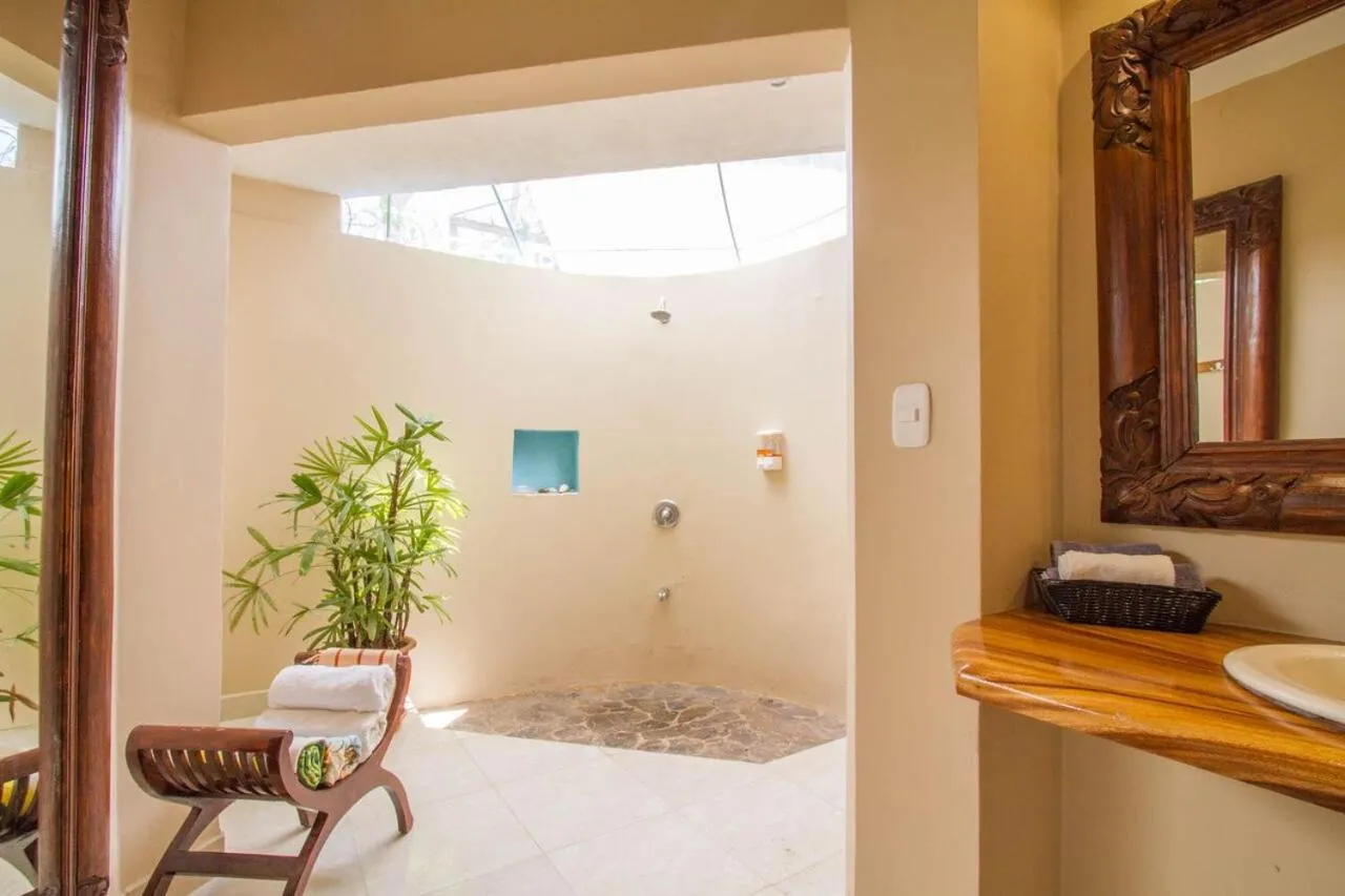 Tamarindo Village Hotel