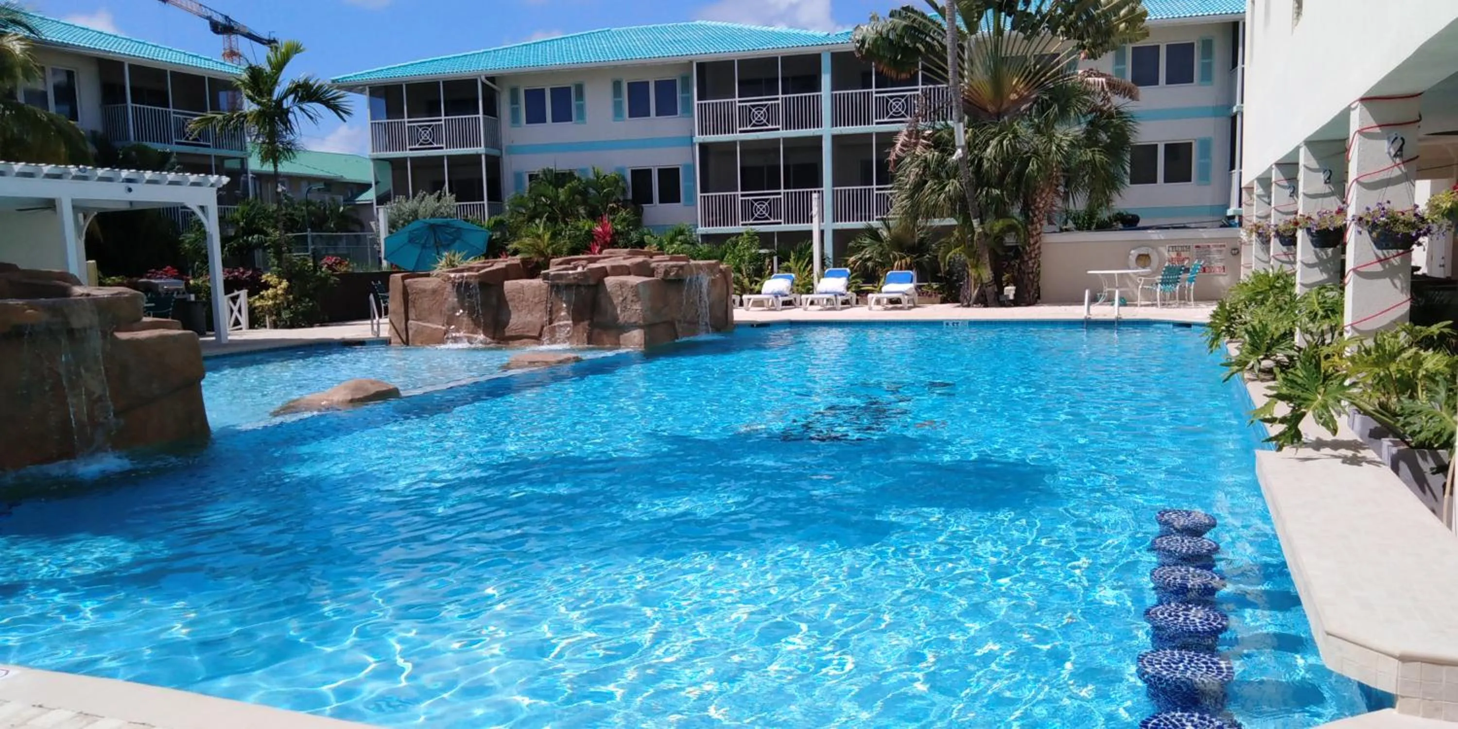 Swimming pool in Seven Mile Beach Resort