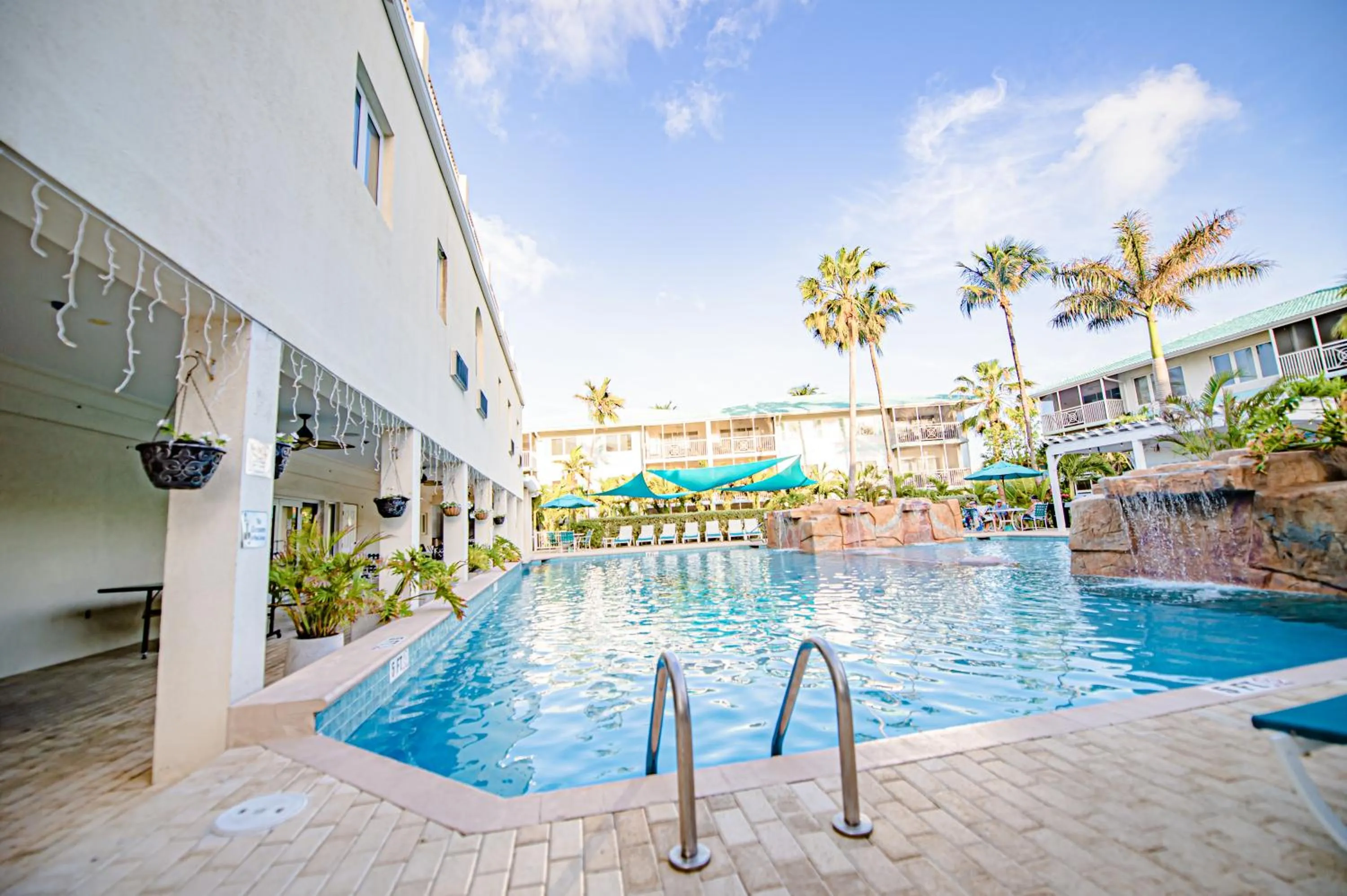 Swimming pool in Seven Mile Beach Resort