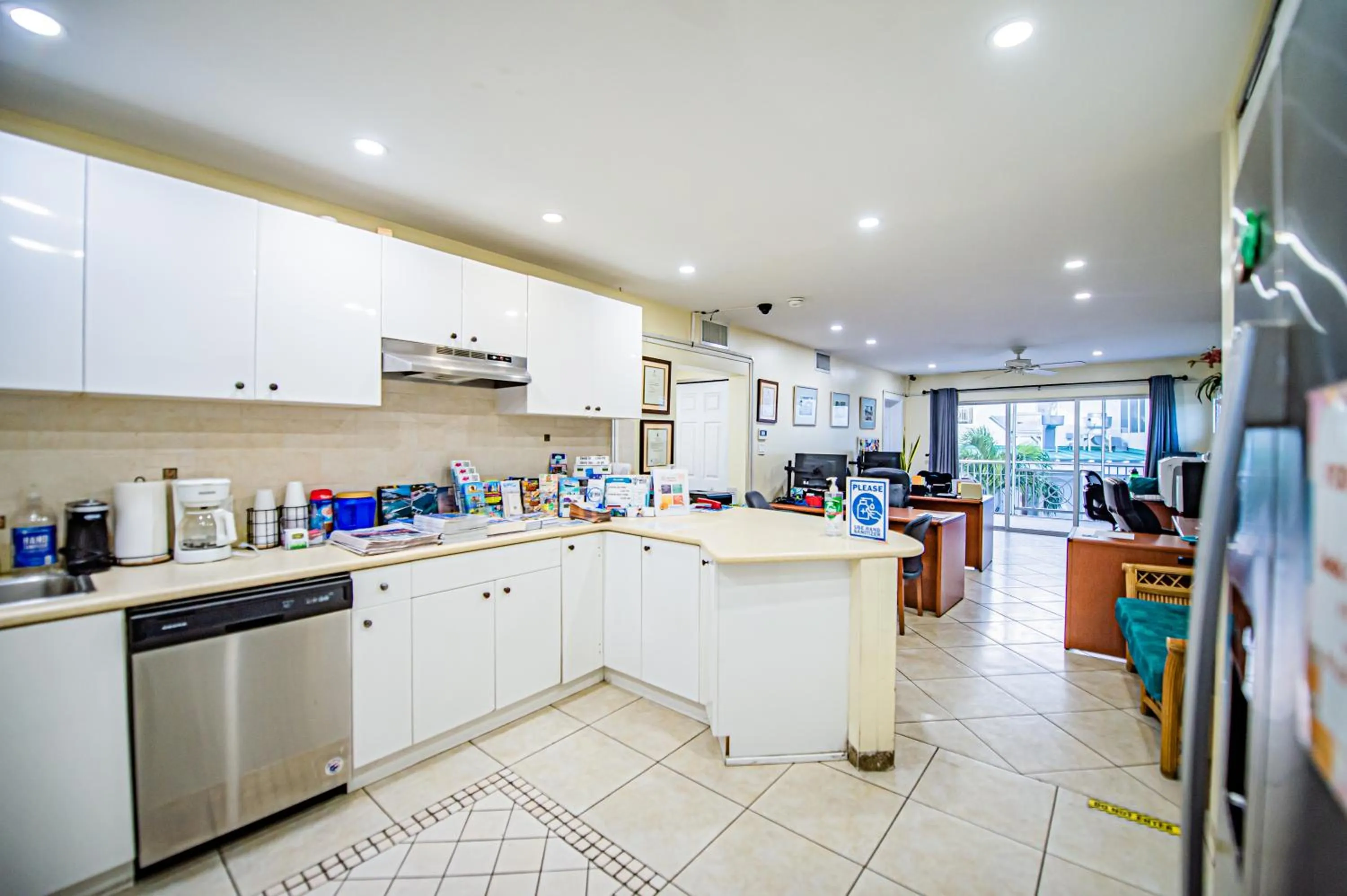 Lobby or reception in Seven Mile Beach Resort