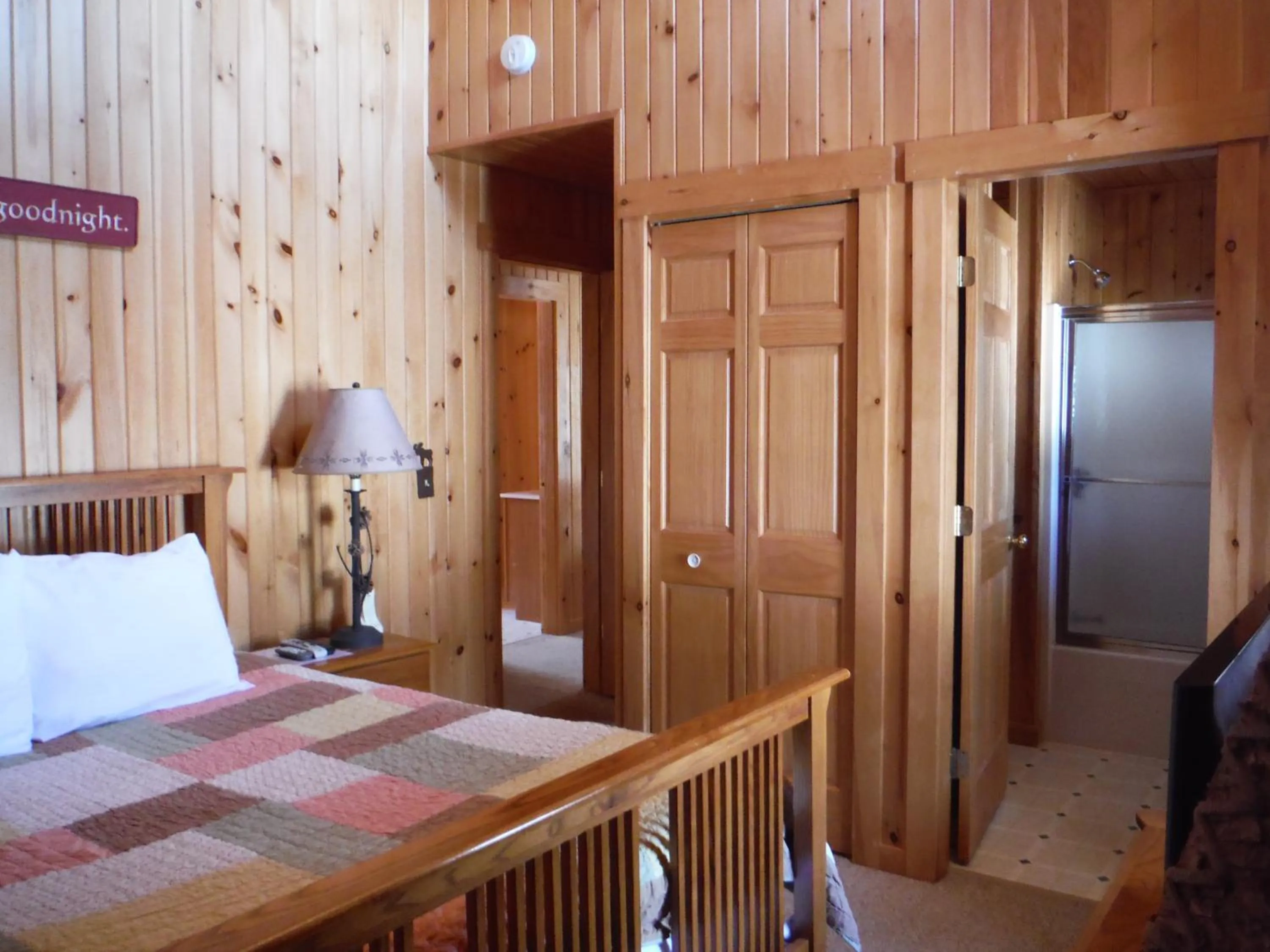 Bed in Rangeley Lake Resort a Ramada by Wyndham