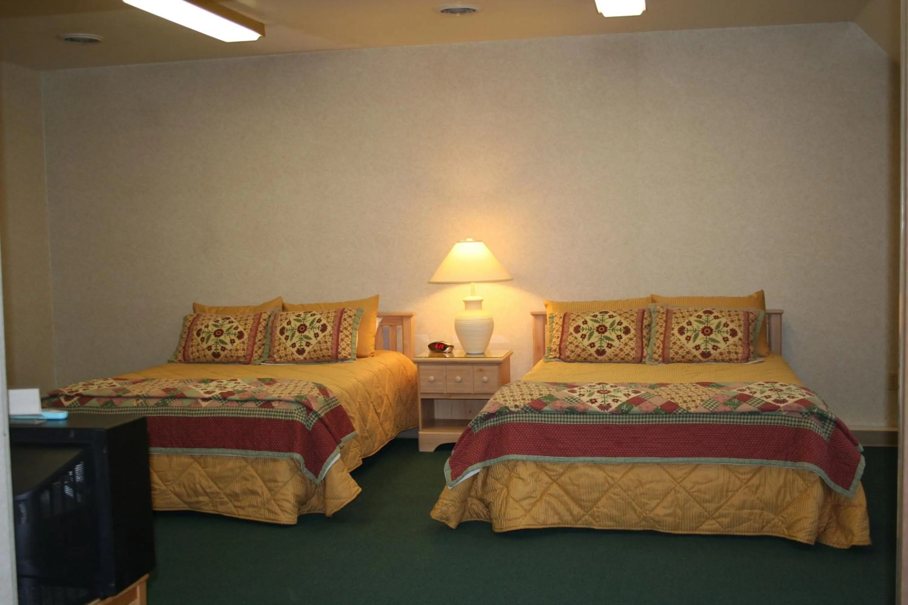 Bed in Visions Inn