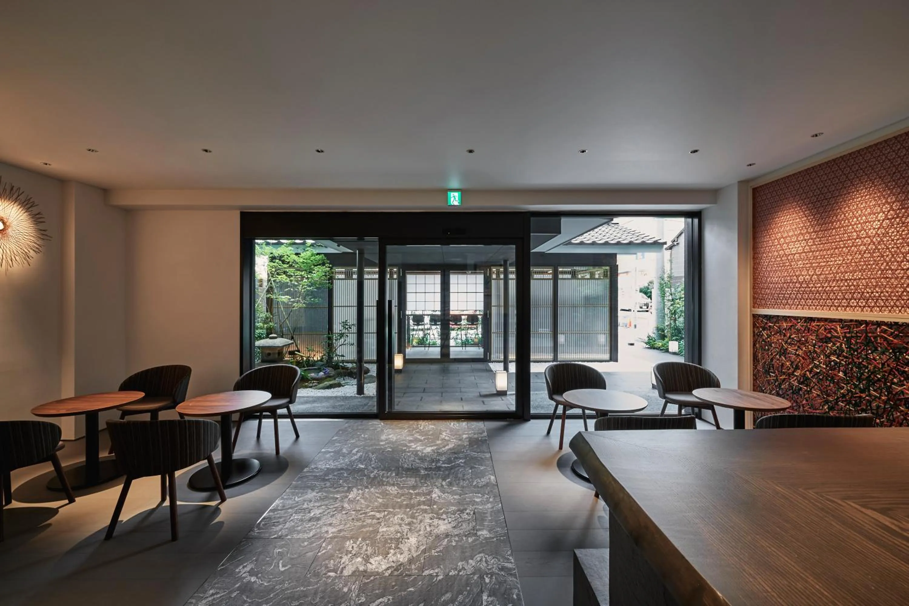 THE HOTELS HAKATA Harushige Honkan