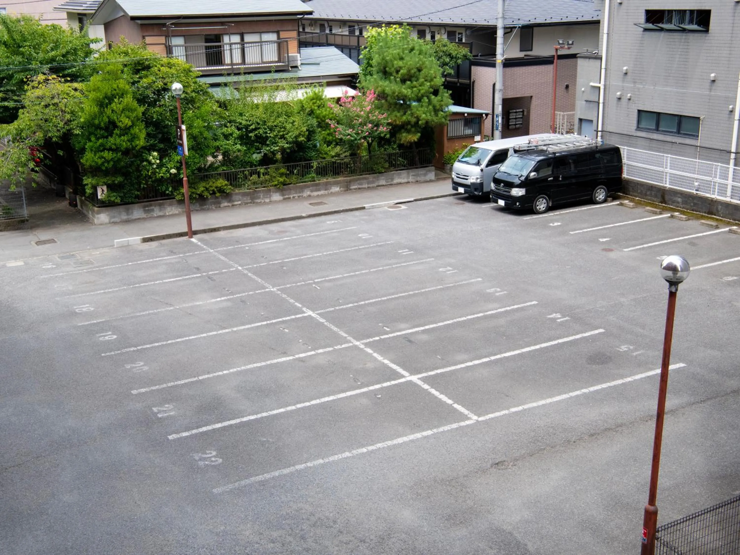 Parking in HOTEL MYSTAYS Atsugi