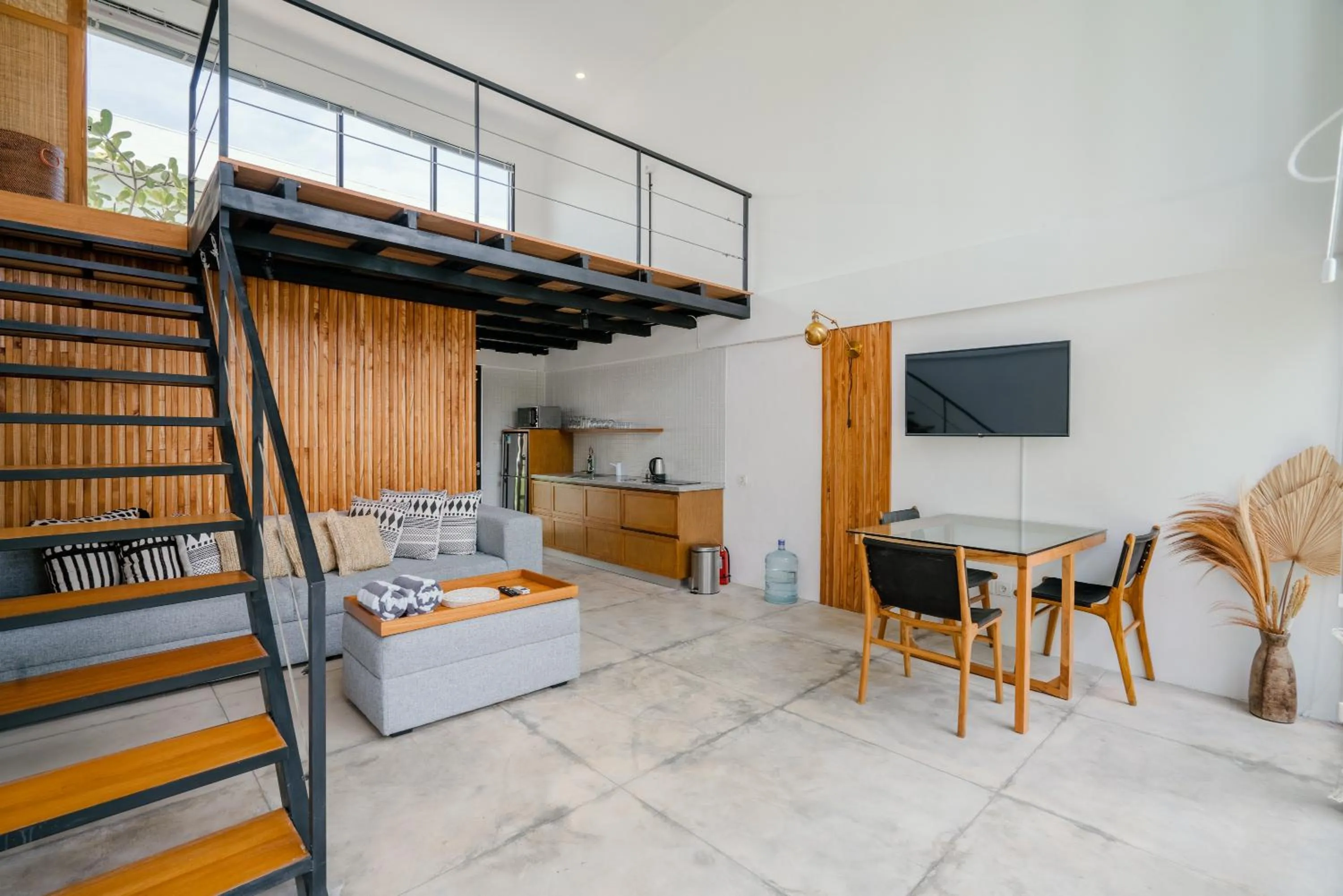 TV and multimedia, Bed in Canggu 2Plex Apartment