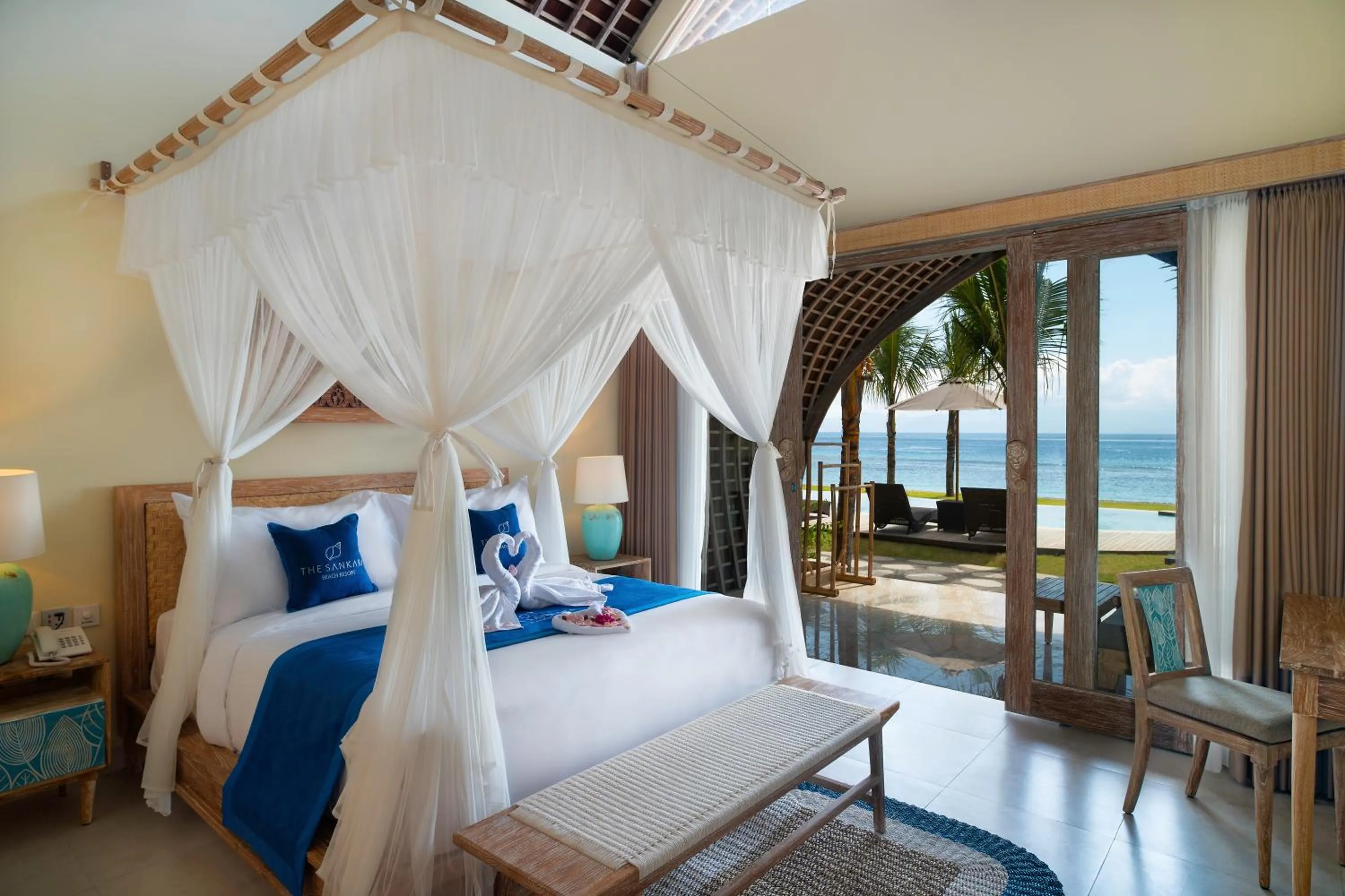 Bed in The Sankara Beach Resort - Nusa Penida