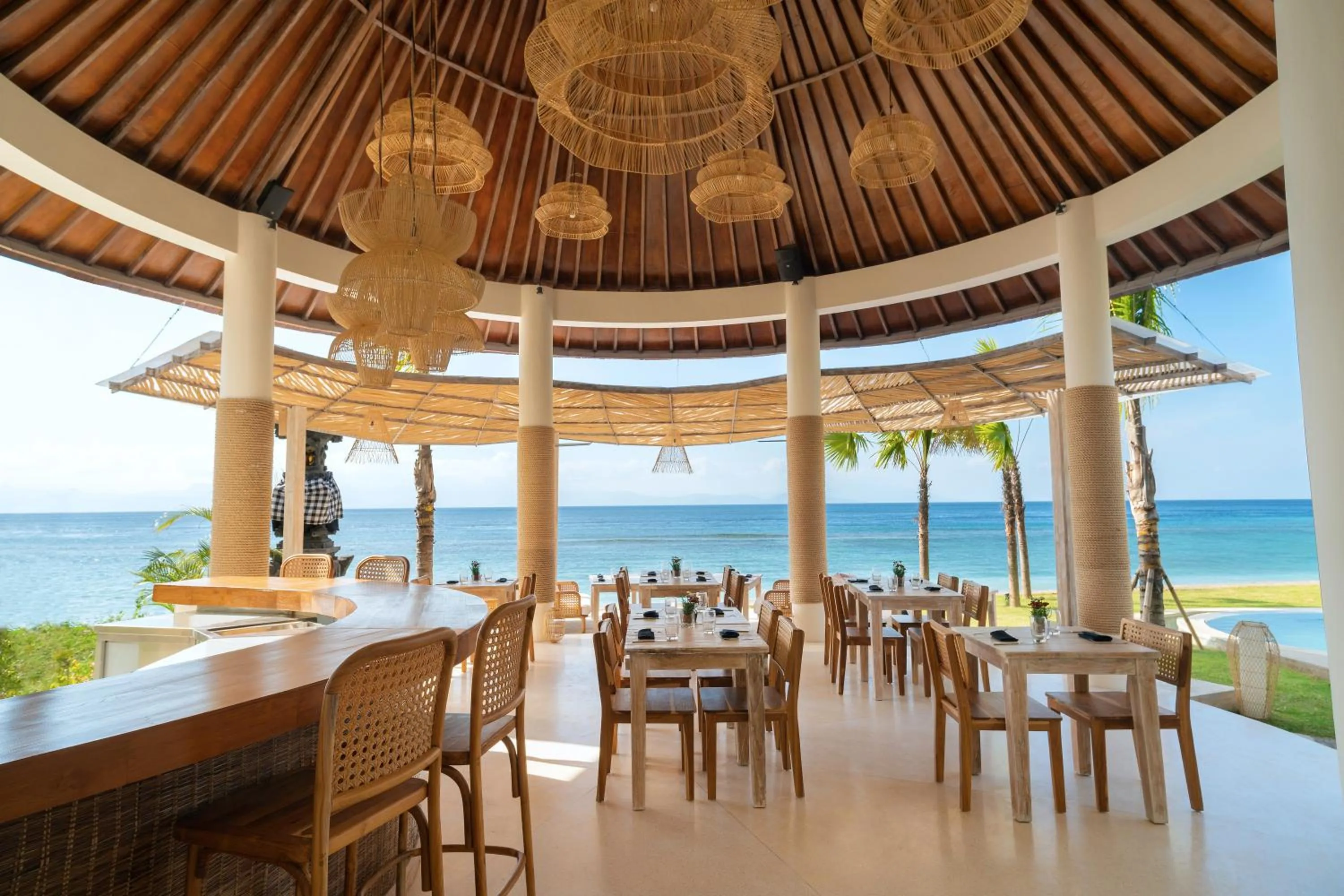 Restaurant/places to eat in The Sankara Beach Resort - Nusa Penida
