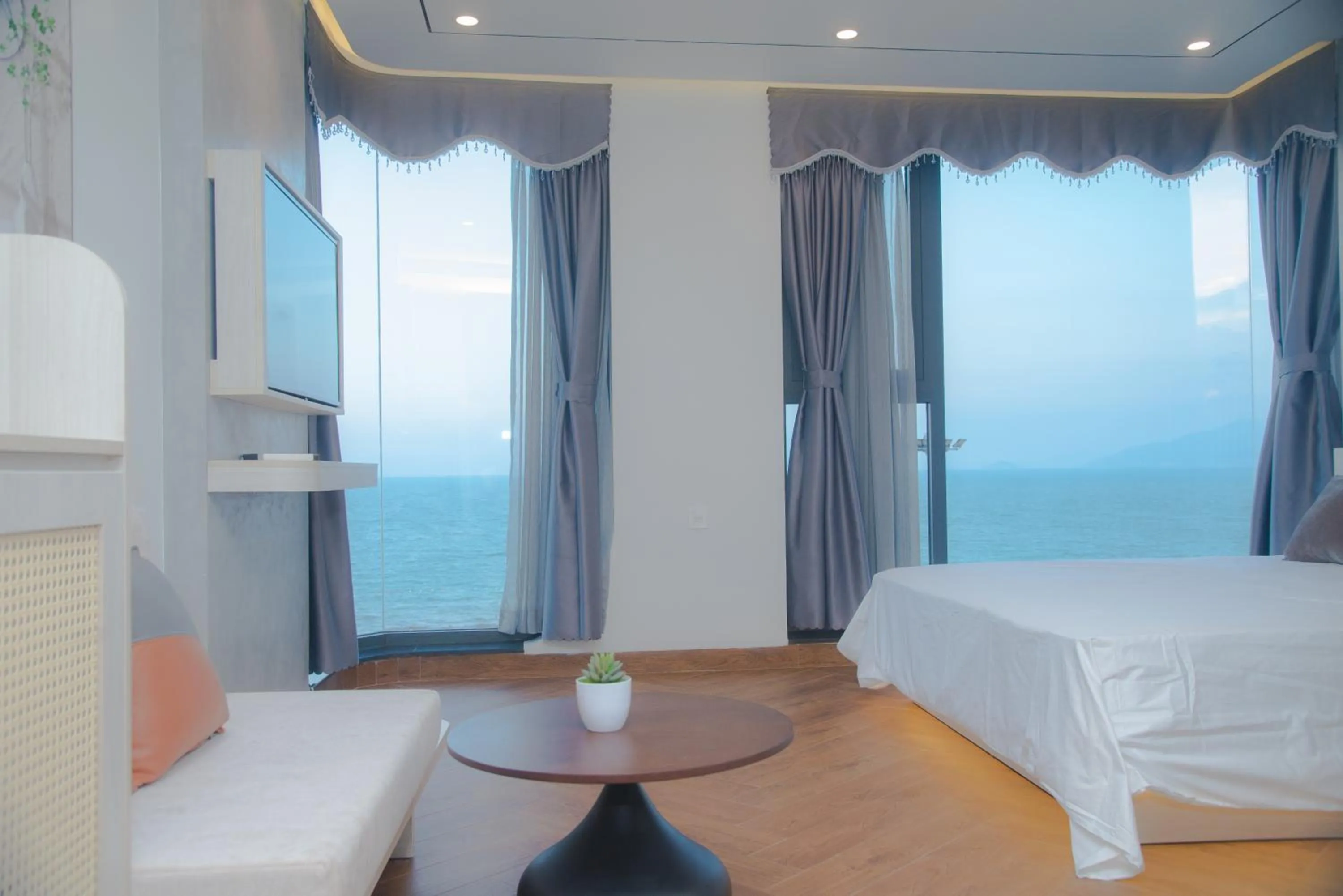 Beach in Y'S Sea House Hotel