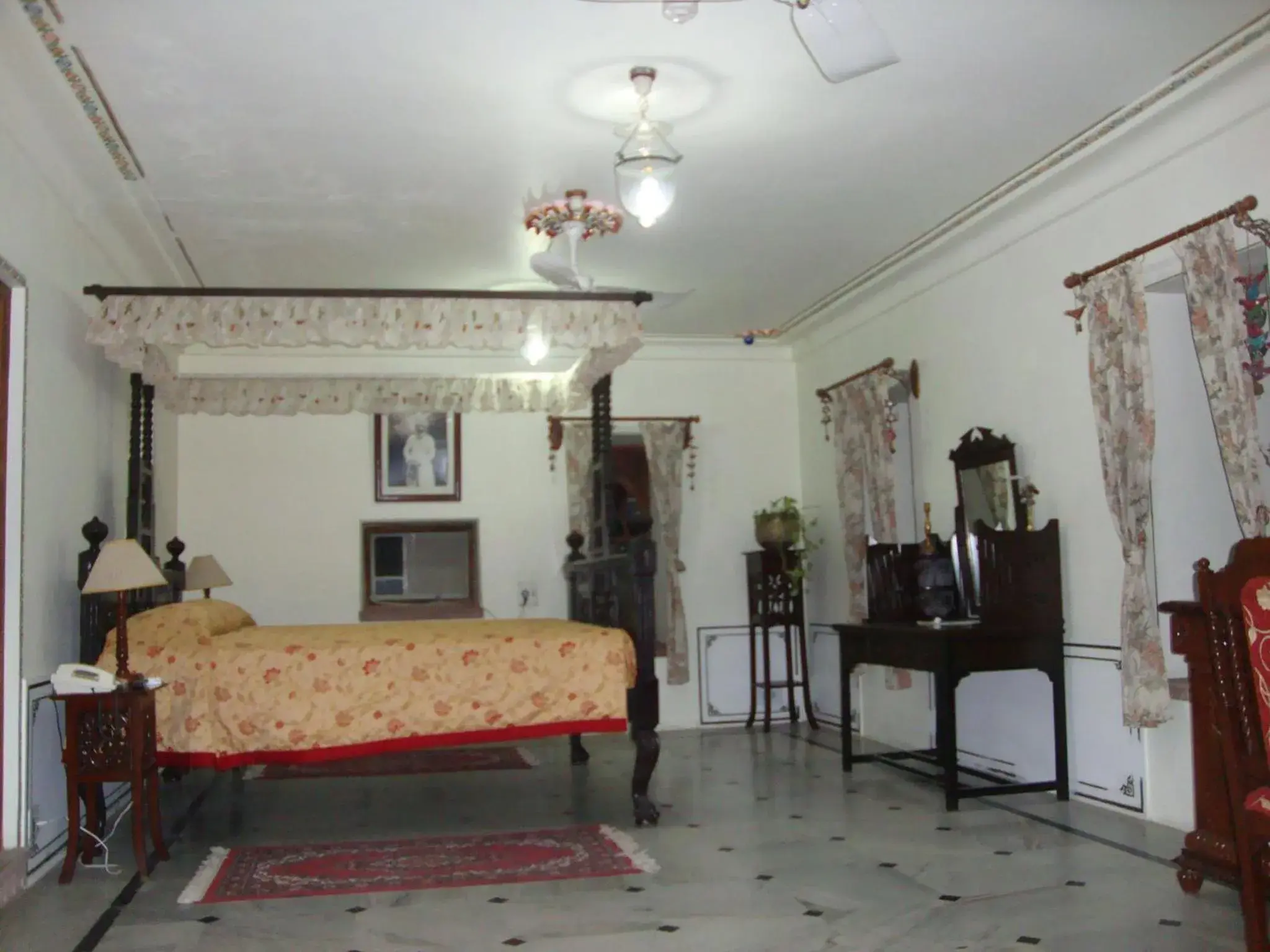 Suite - single occupancy in Hotel Pushkar Palace Suite - single occupancy in Hotel Pushkar Palace