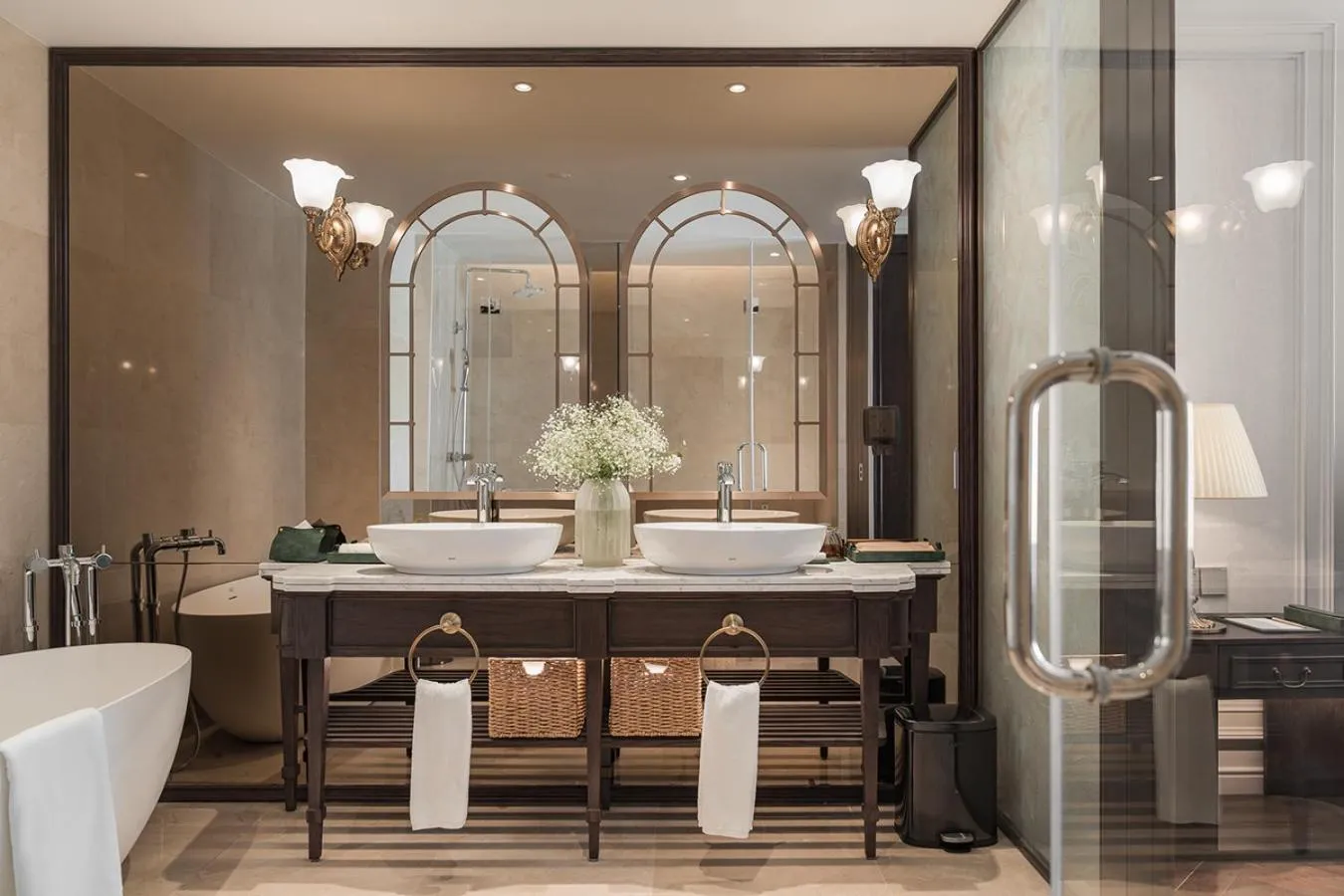 Golden Sun Hotel - Dalat