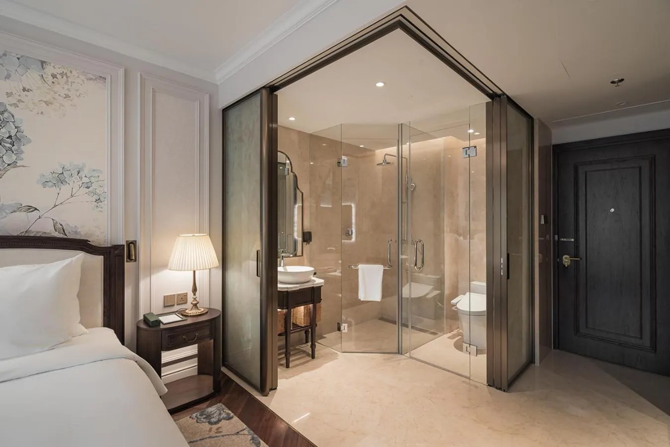 Bed in Golden Sun Hotel - Dalat