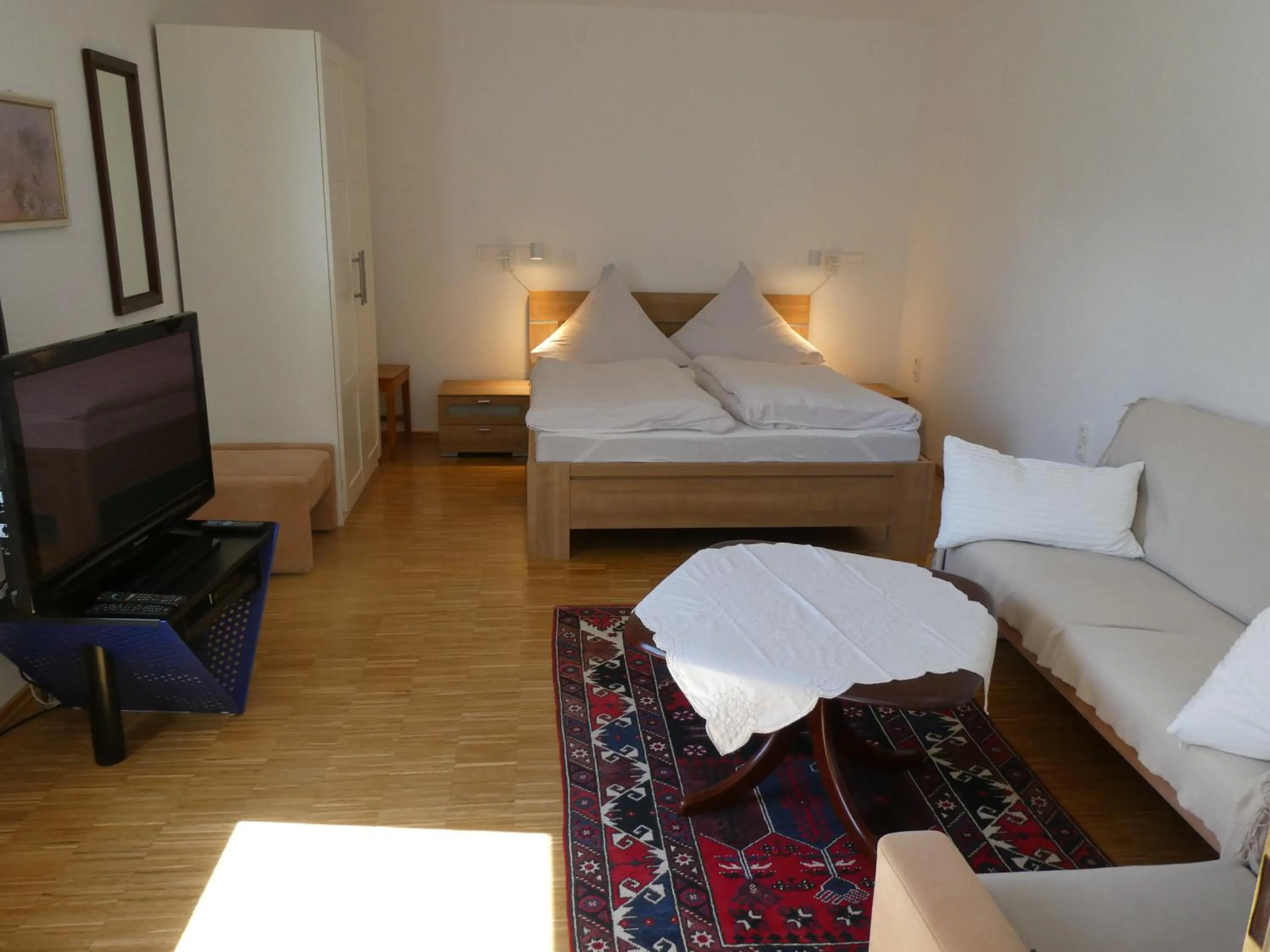 Living room, Bed in Ferienwohnung Mattenweg 1a