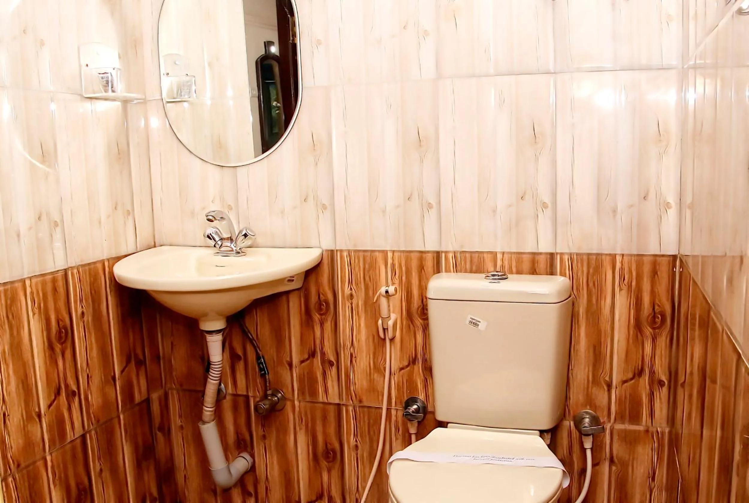 Toilet in Hotel SV International