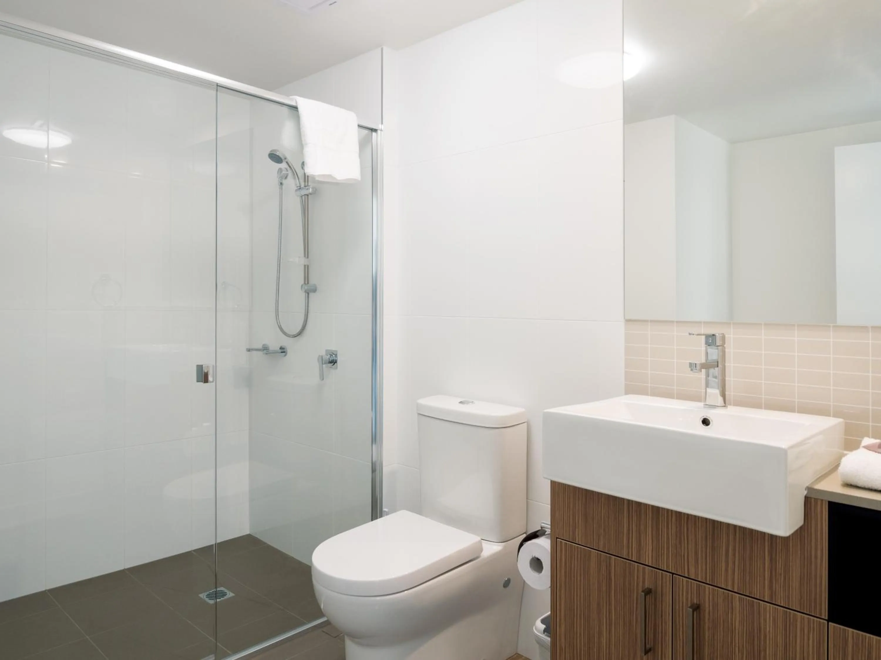 Bathroom in Oaks Mackay Rivermarque Hotel