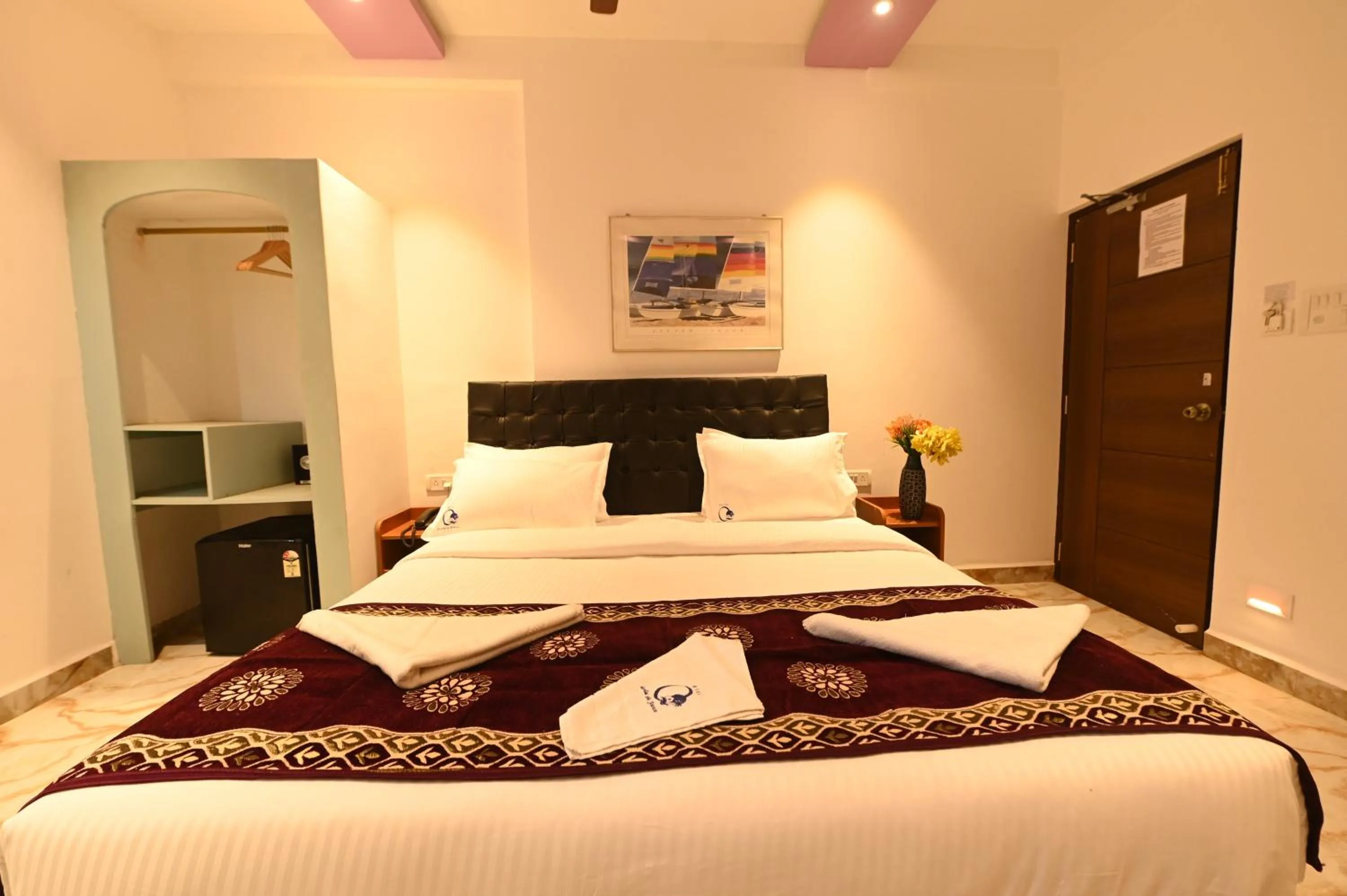 Bed in Hotel Quinta da Branca - near baga beach