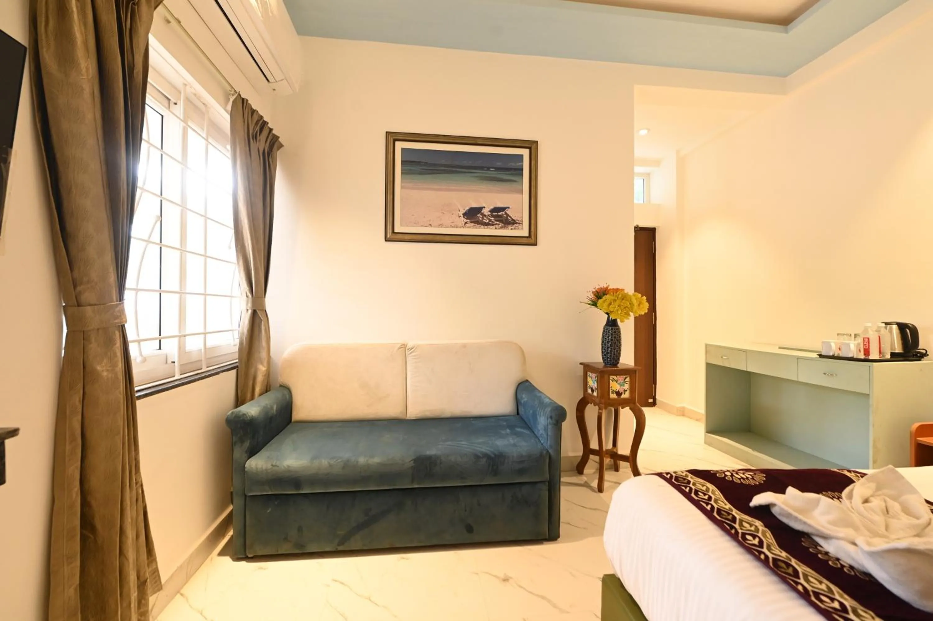 Seating area in Hotel Quinta da Branca - near baga beach