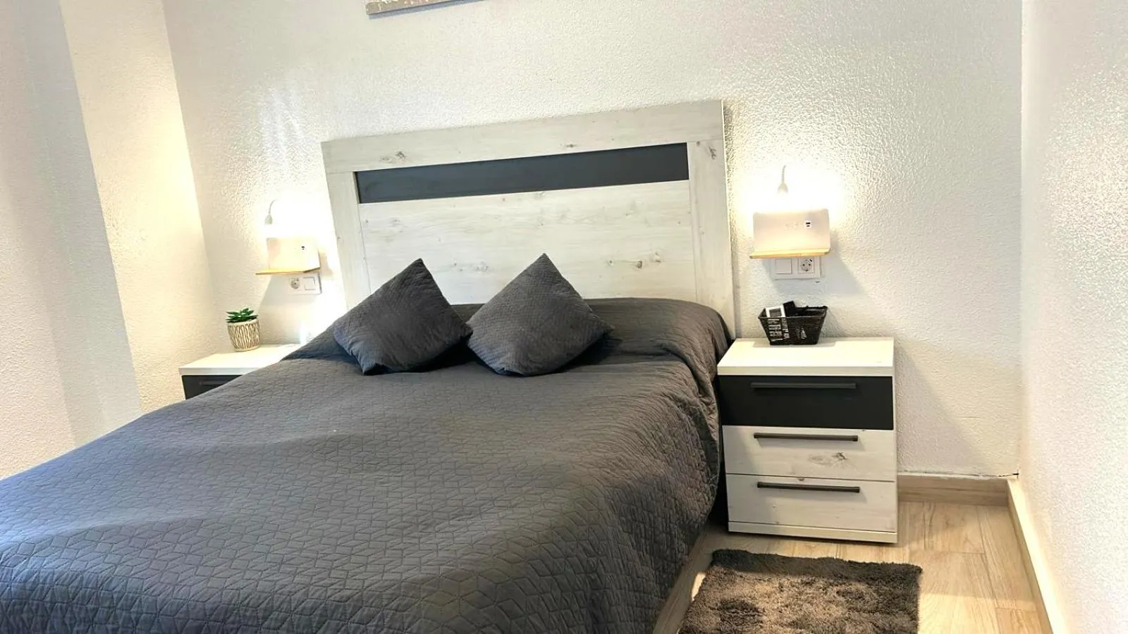 Bed in Bungalow frente la playa Cala Capitan ,#PRP002 by Stay Orihuela Costa