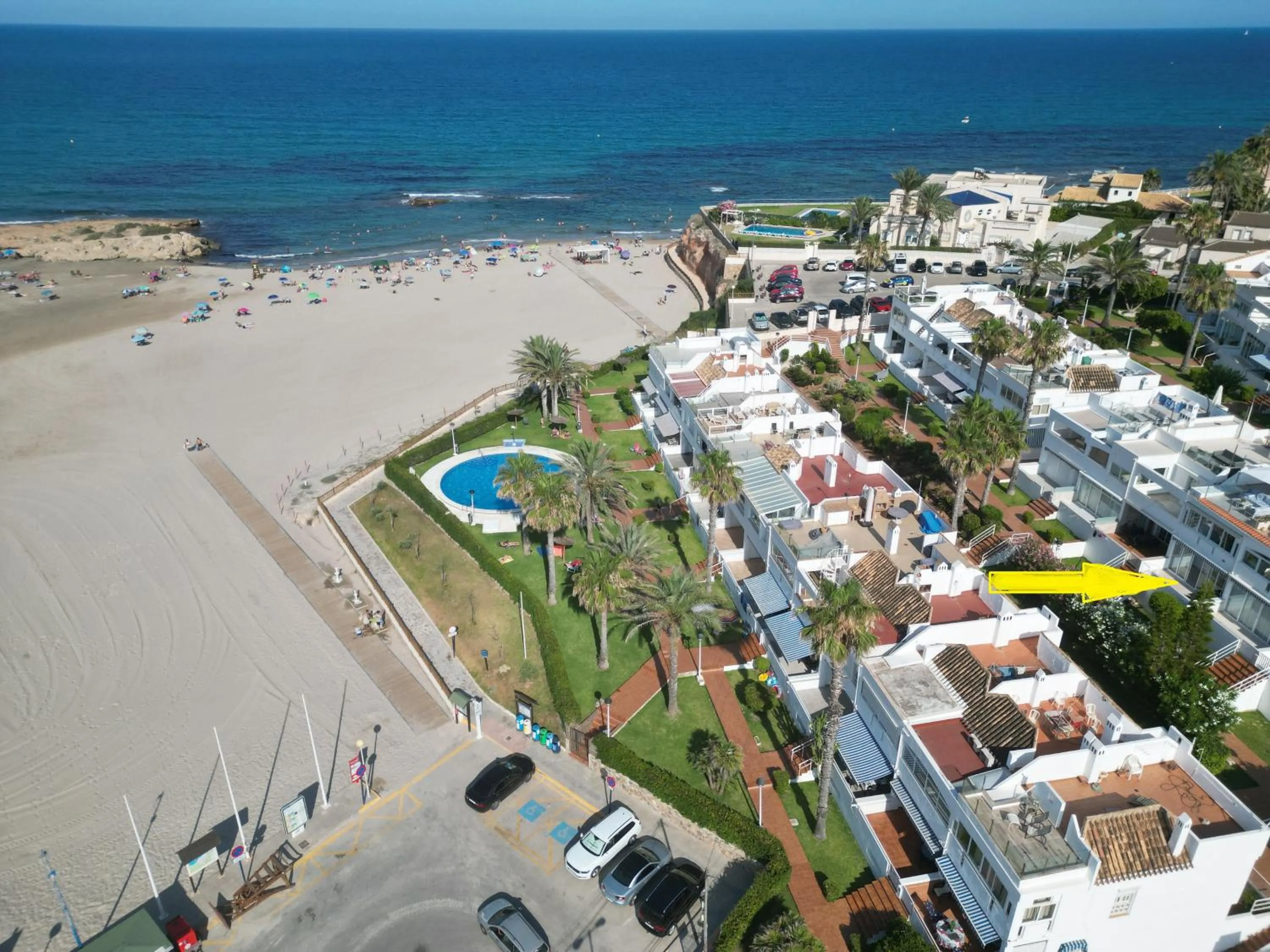 Beach in Bungalow frente la playa Cala Capitan ,#PRP002 by Stay Orihuela Costa