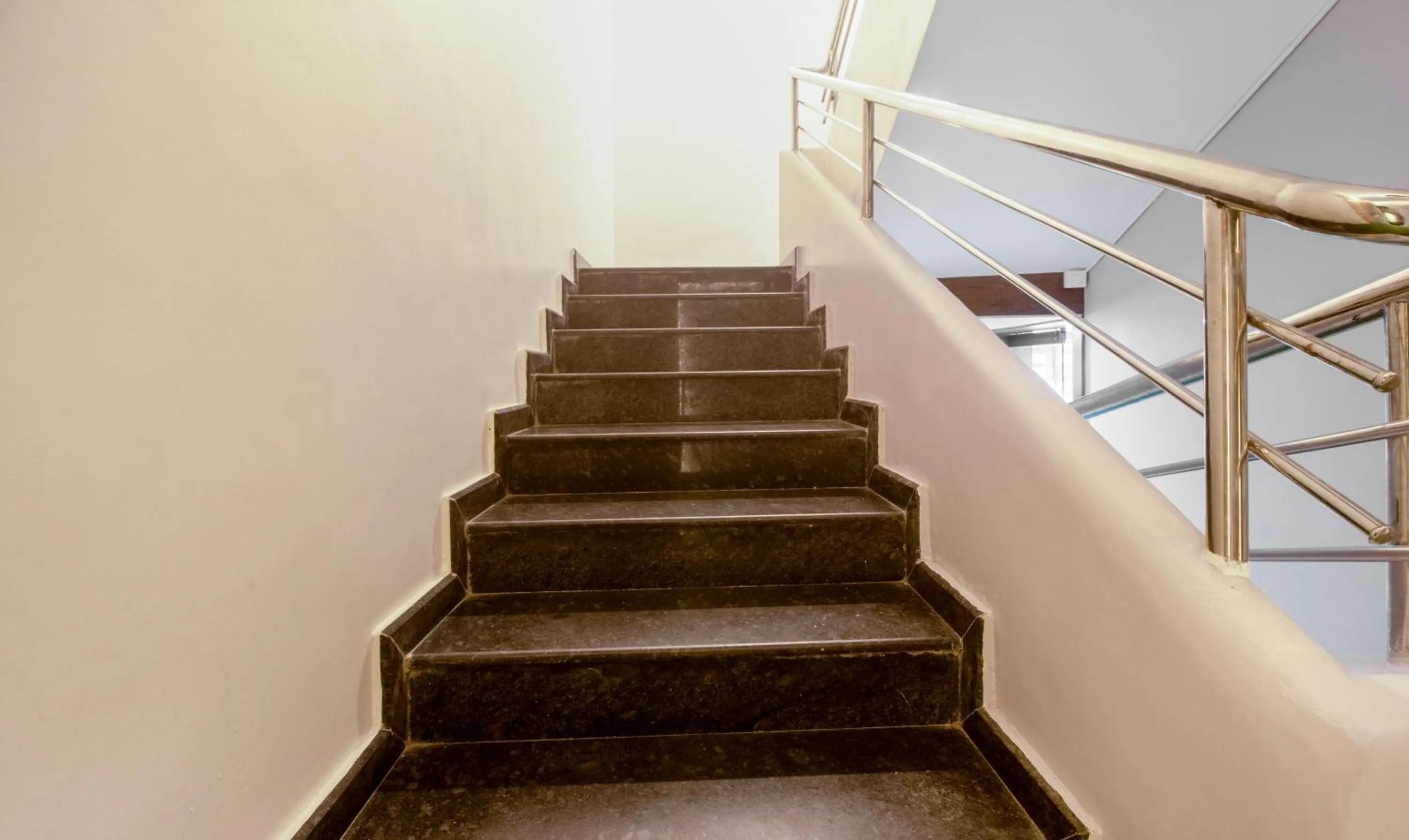 Lobby or reception in Treebo Elite Plaza, 700 Mtrs From Madikeri Fort