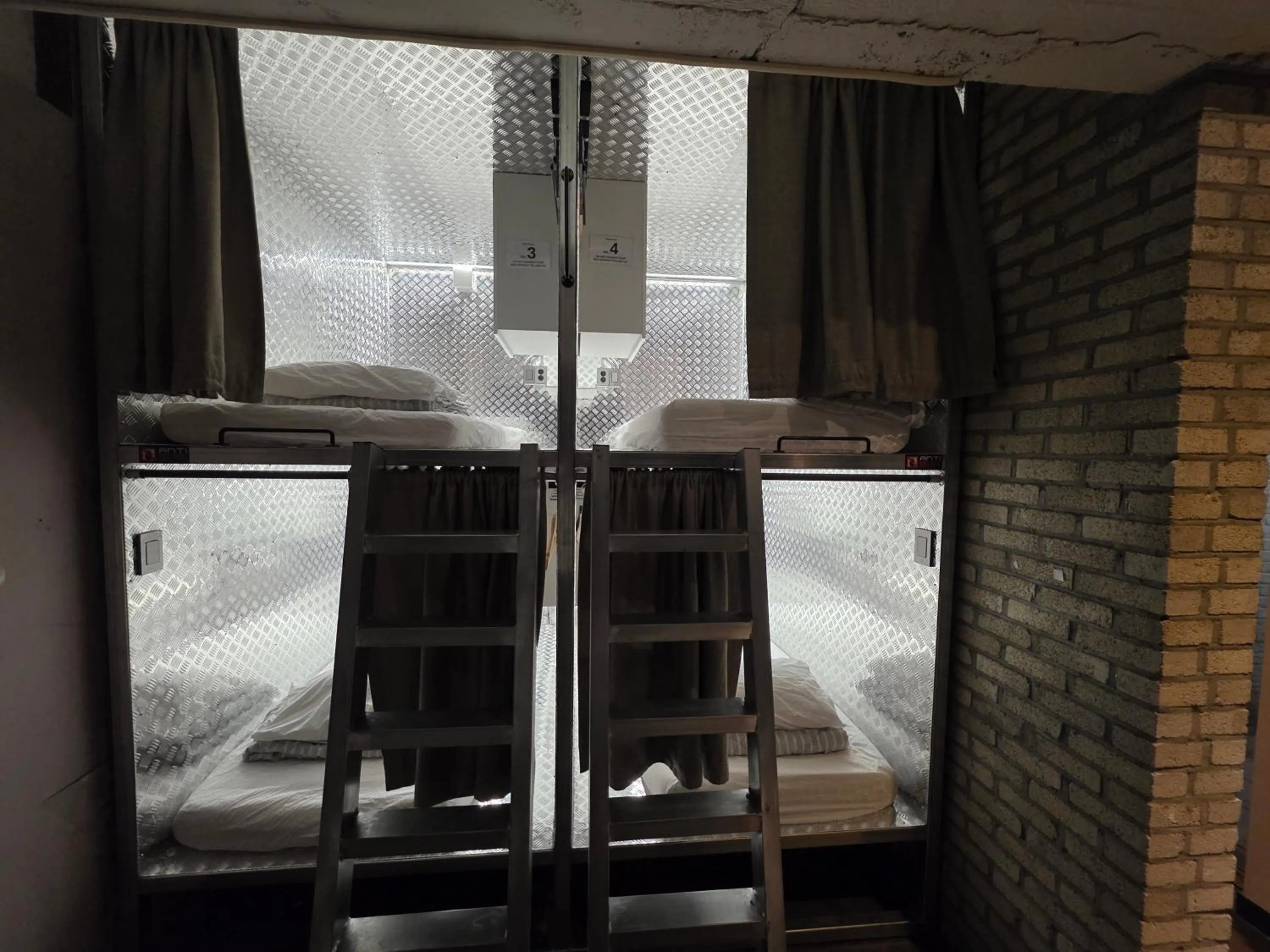 bunk bed, Bed in INNO Hostel & Pub Lounge Hongdae