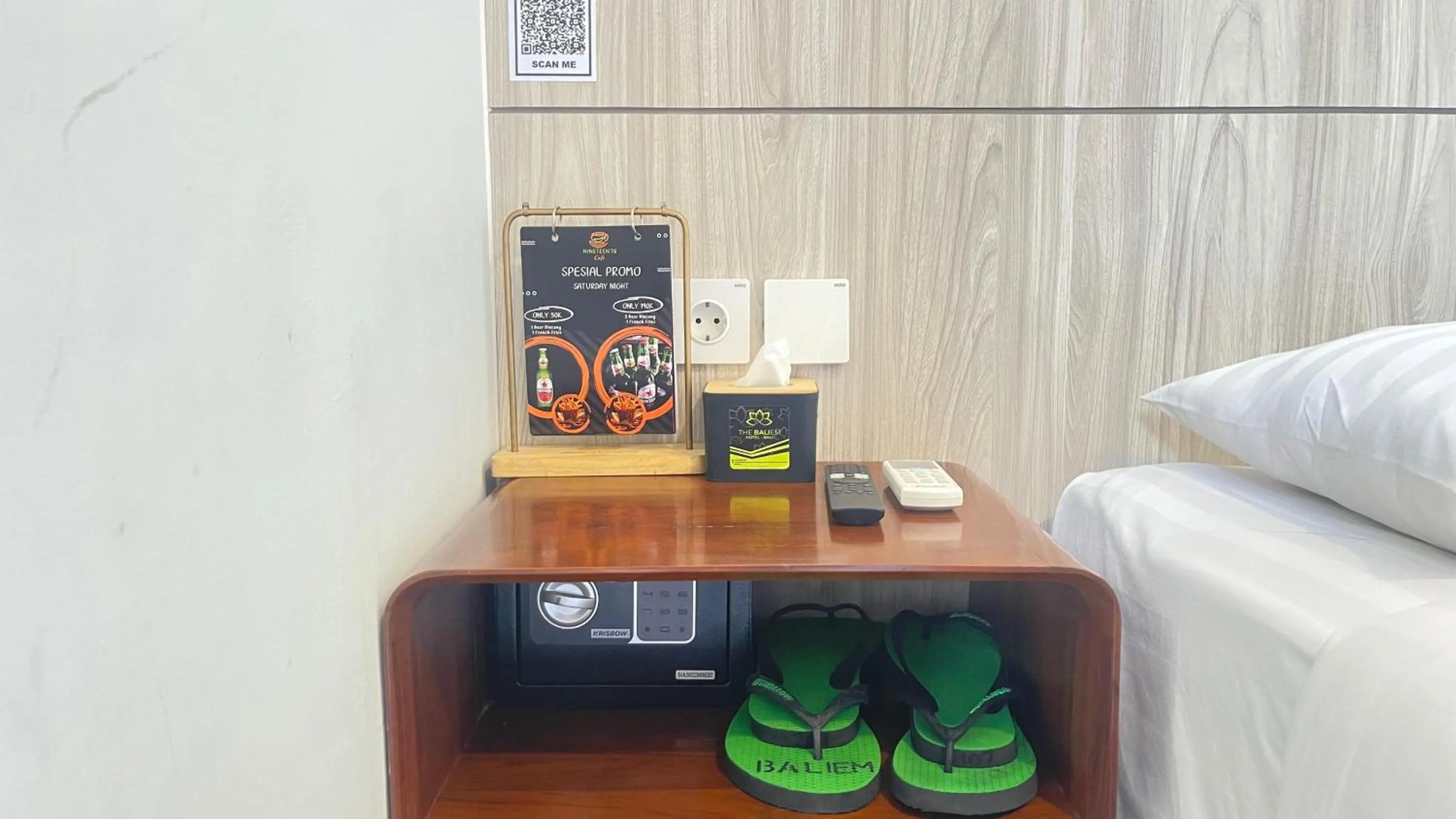 Bed in The Baliem Hotel