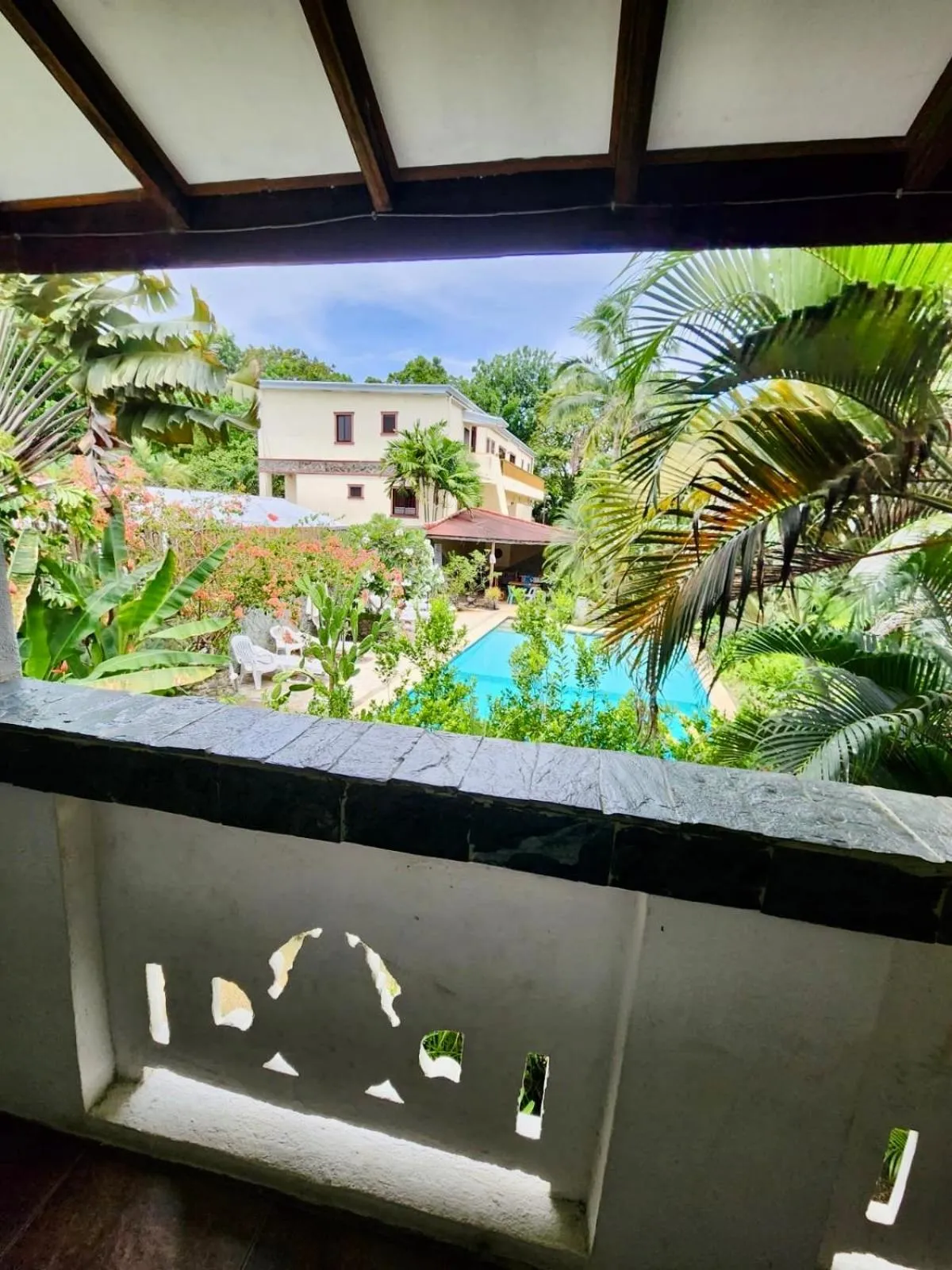 TipTop Hotel, Resto and Delishop